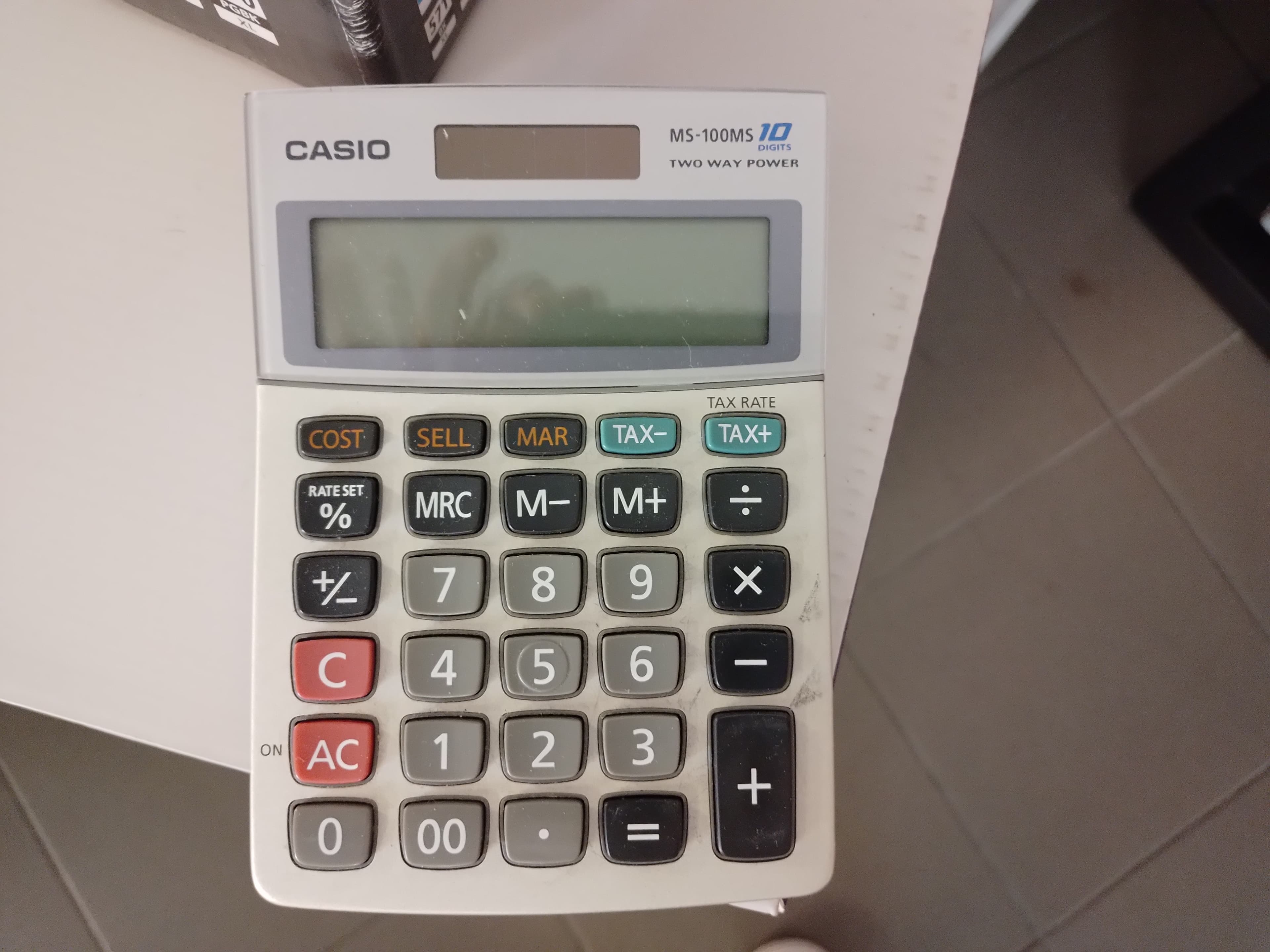 Material Informático + Cadeira ejecutiva — imagen 11