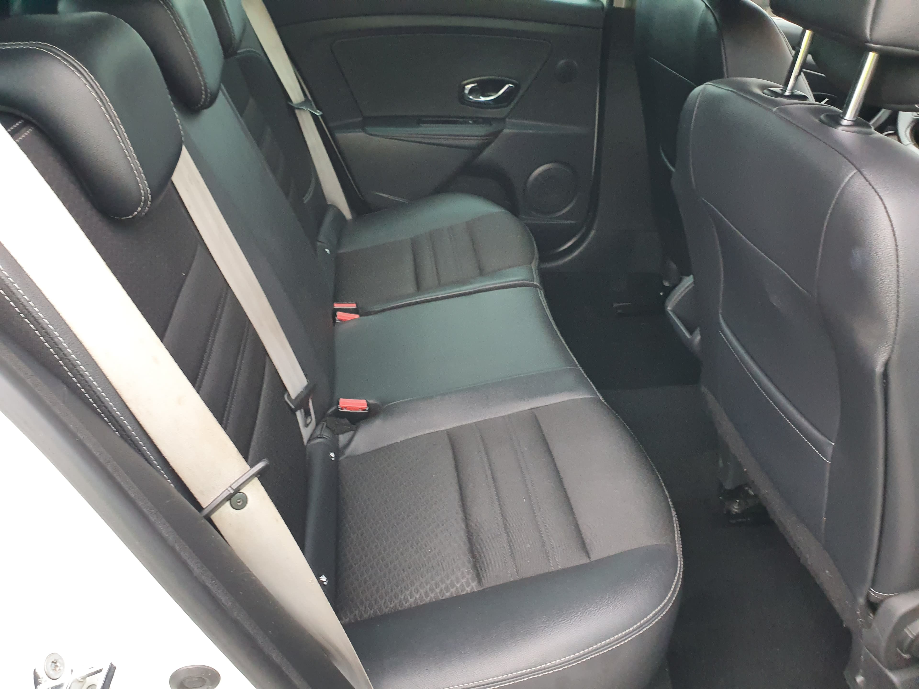 Renault Mégane · Ano 2015 — imagen 19