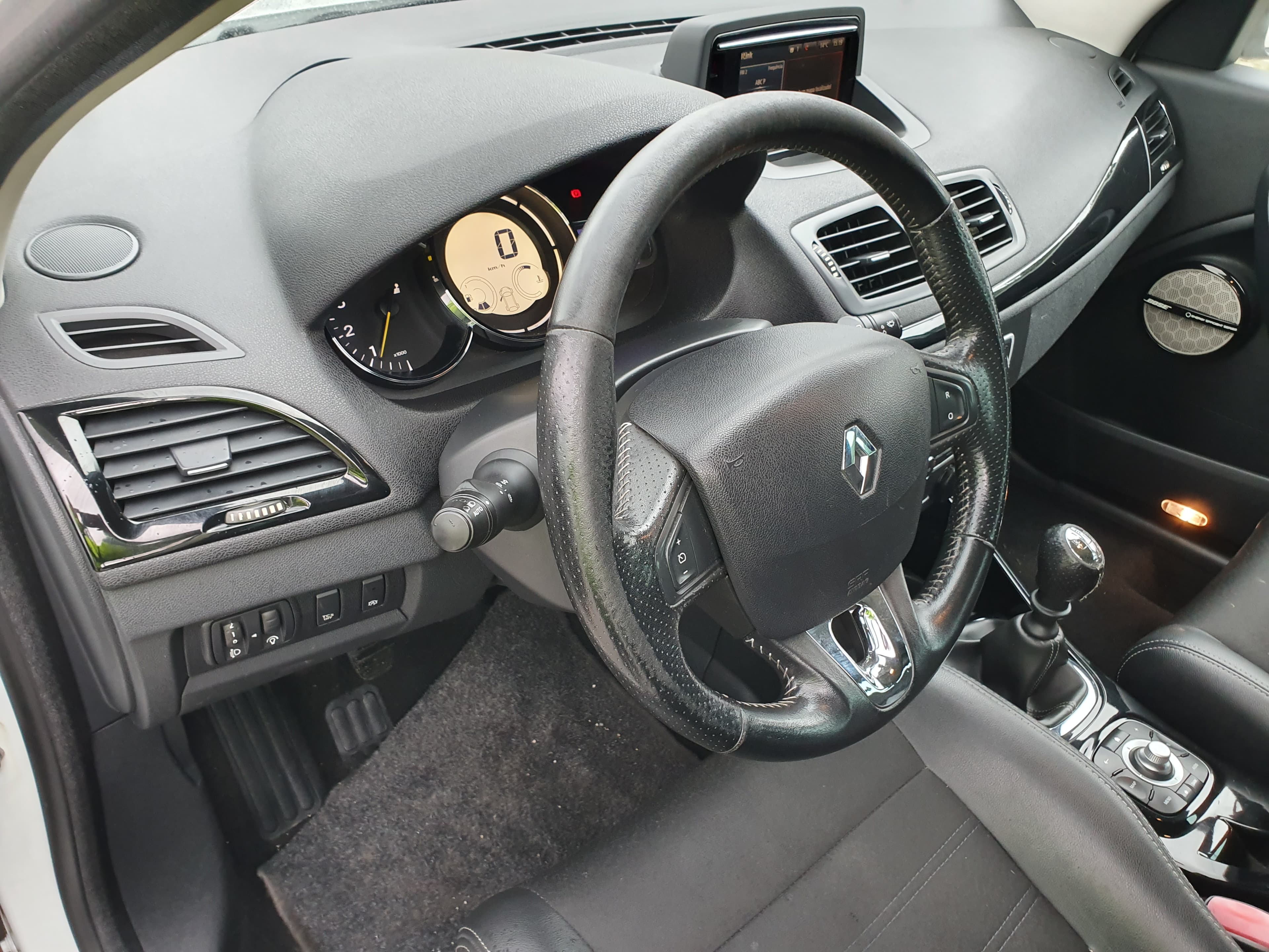 Renault Mégane · Ano 2015 — imagen 29