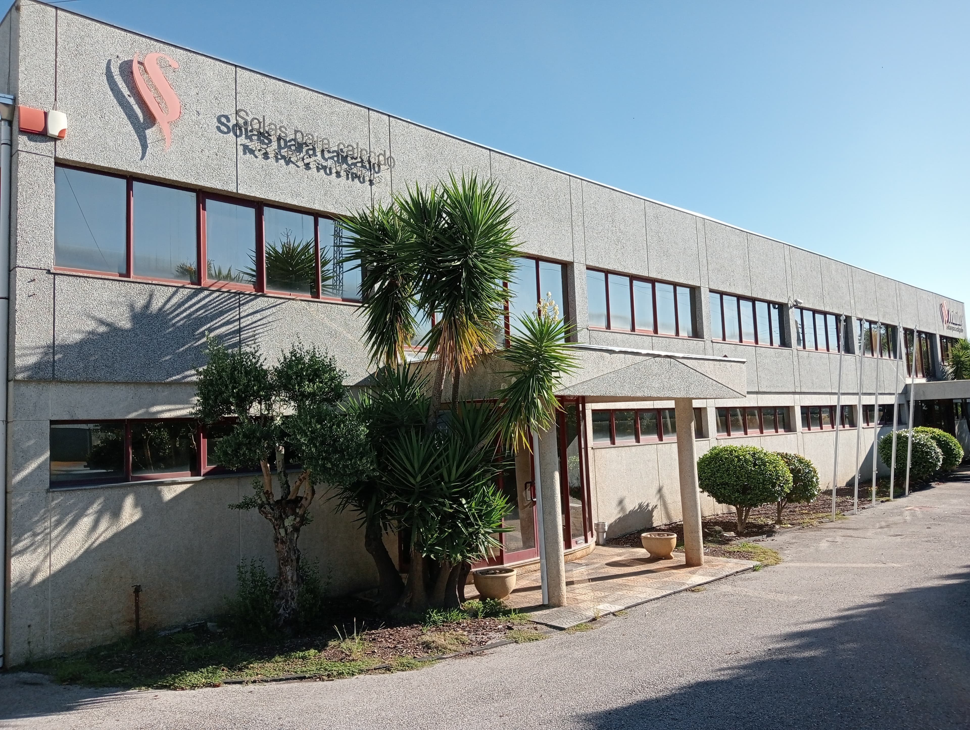 Armazém Industrial · Oliveira de Azeméis — imagen 1