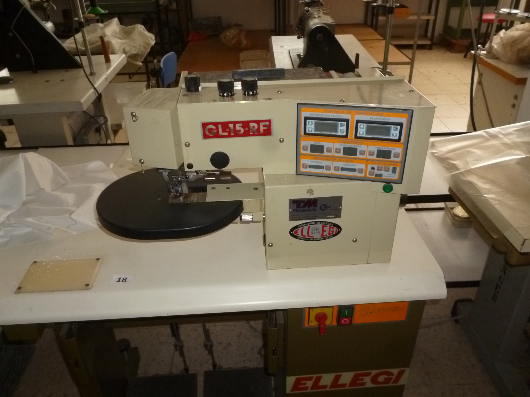 Máquinas de coser — imagen 1