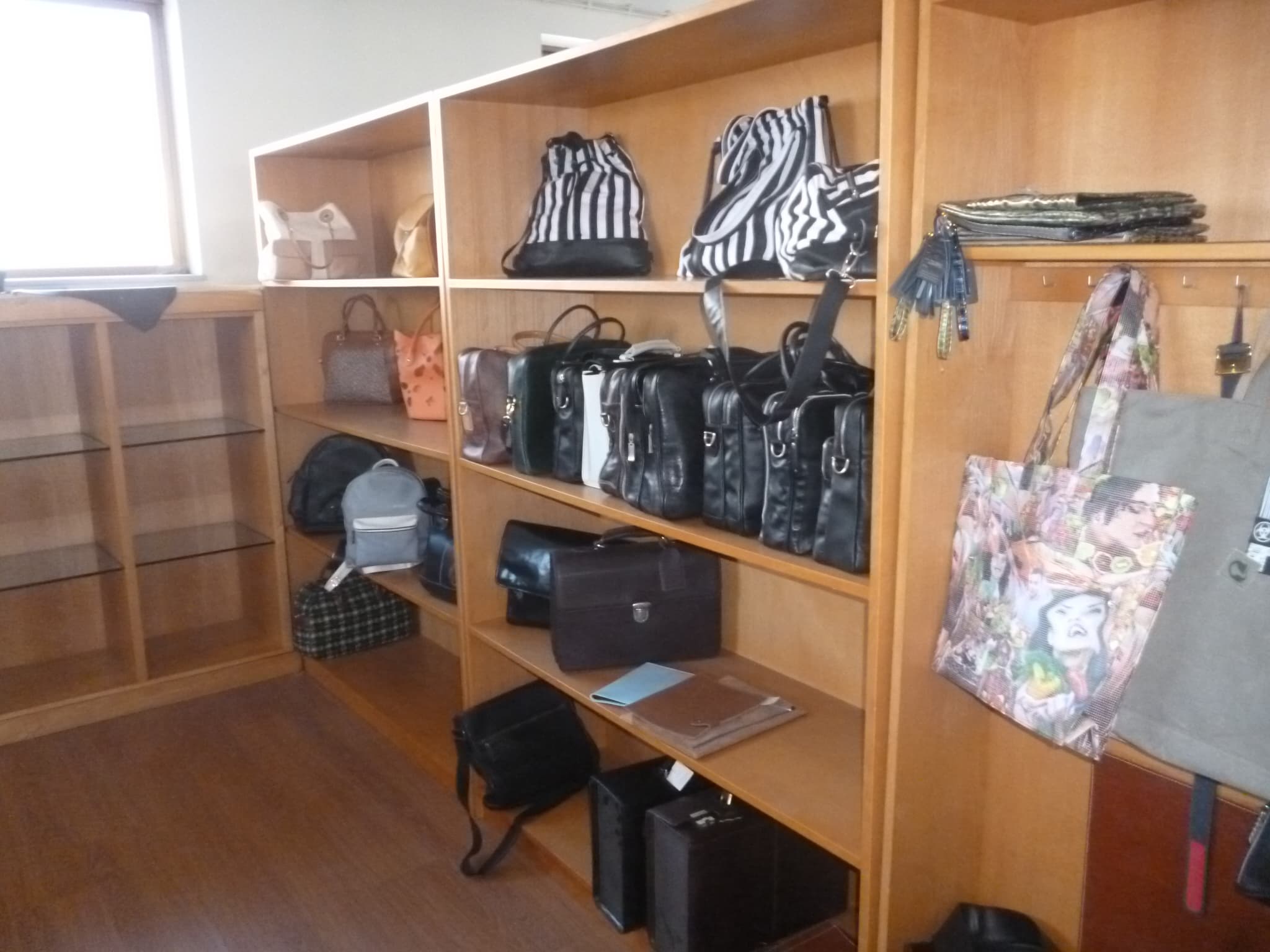 Produto Acabado · Equipamentos de Escritório — imagen 2