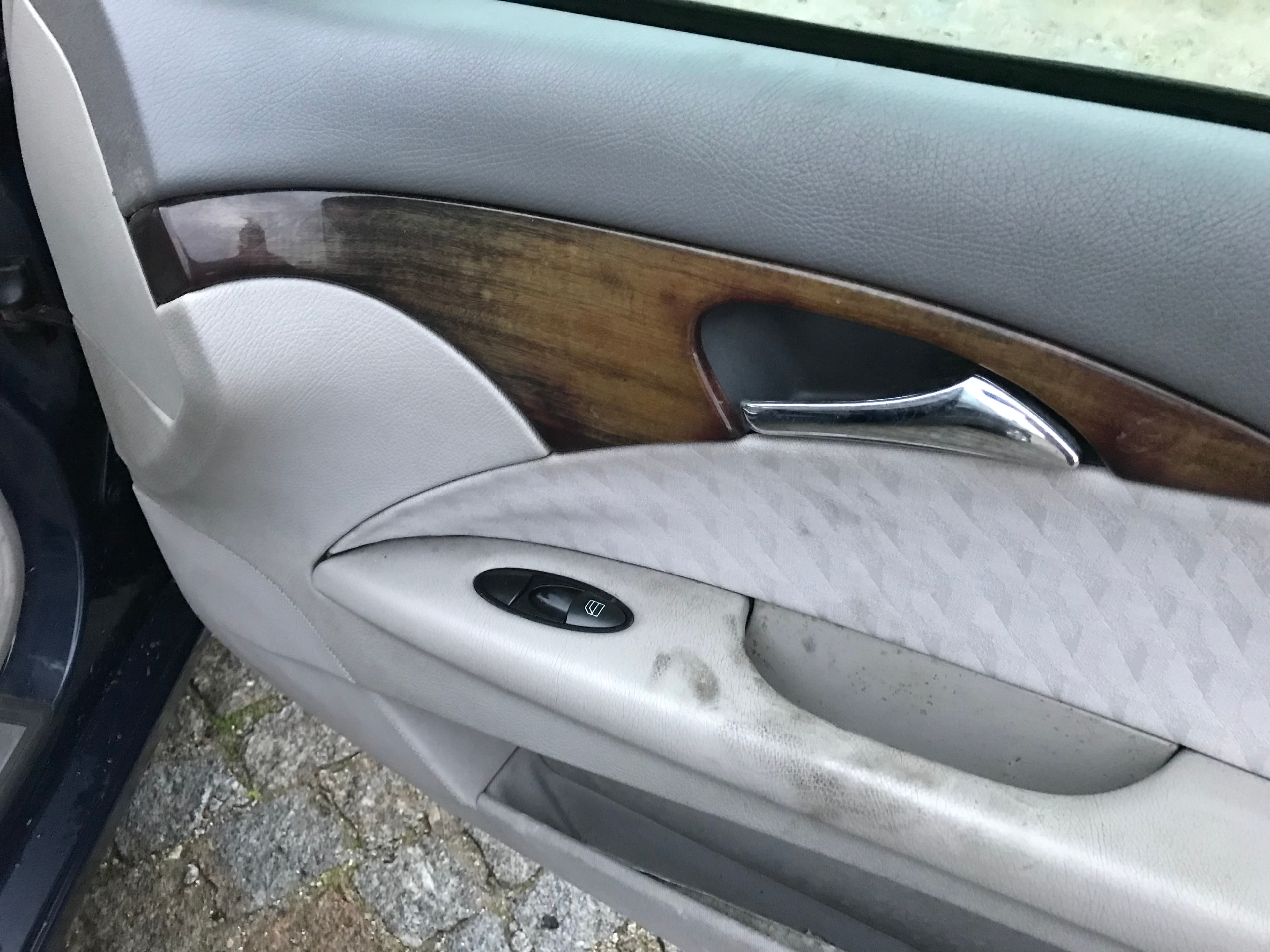 Mercedes-Benz E270 CDI · Ano 2002 — imagen 24