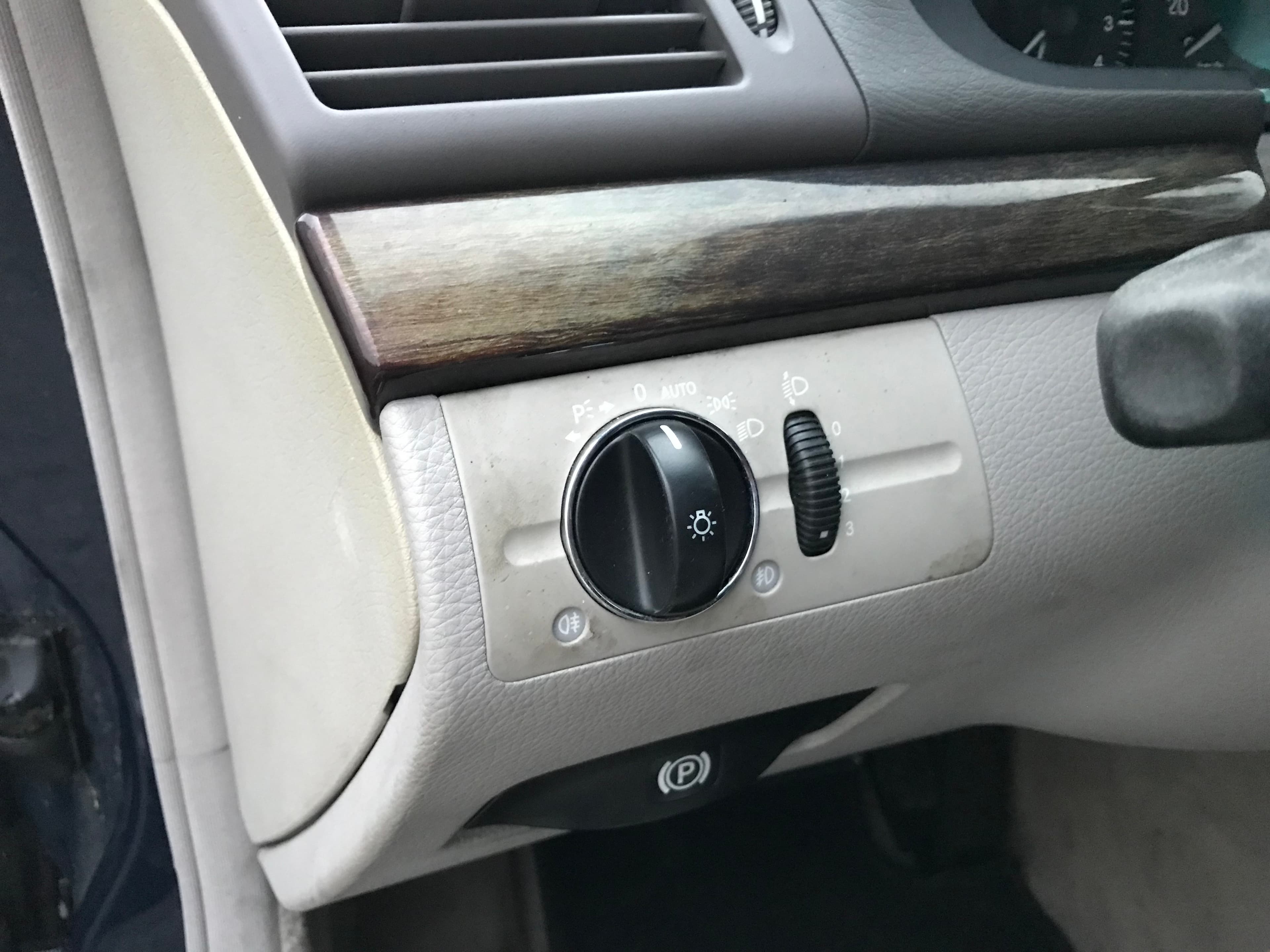 Mercedes-Benz E270 CDI · Ano 2002 — imagen 39