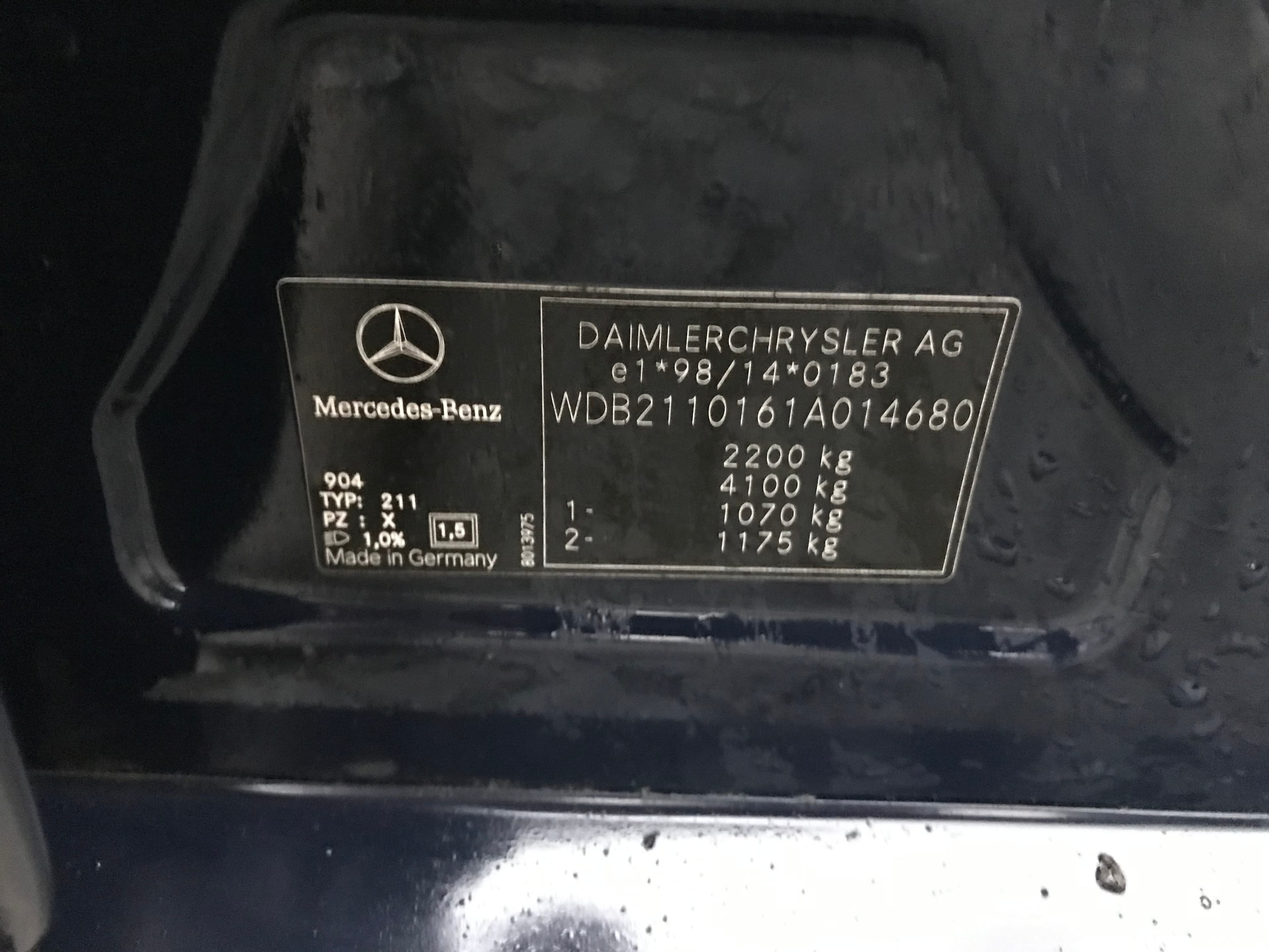 Mercedes-Benz E270 CDI · Ano 2002 — imagen 43