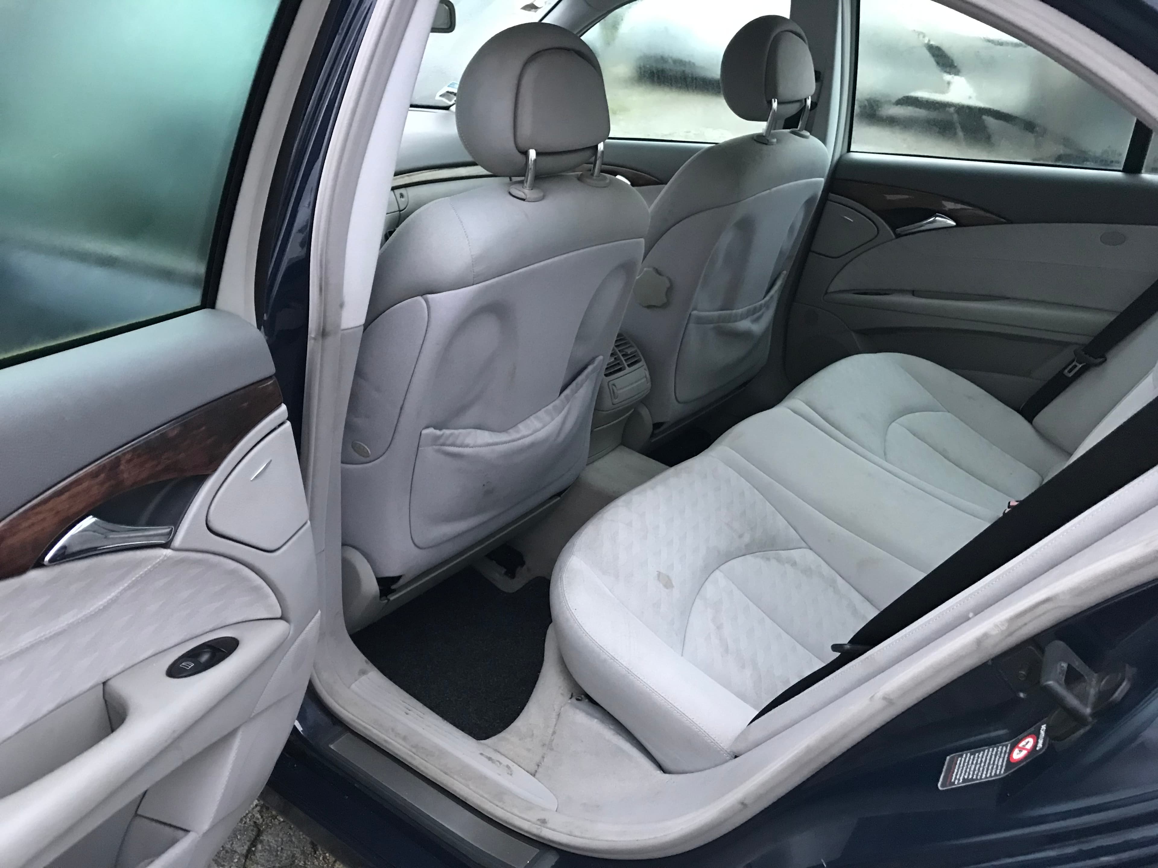 Mercedes-Benz E270 CDI · Ano 2002 — imagen 26