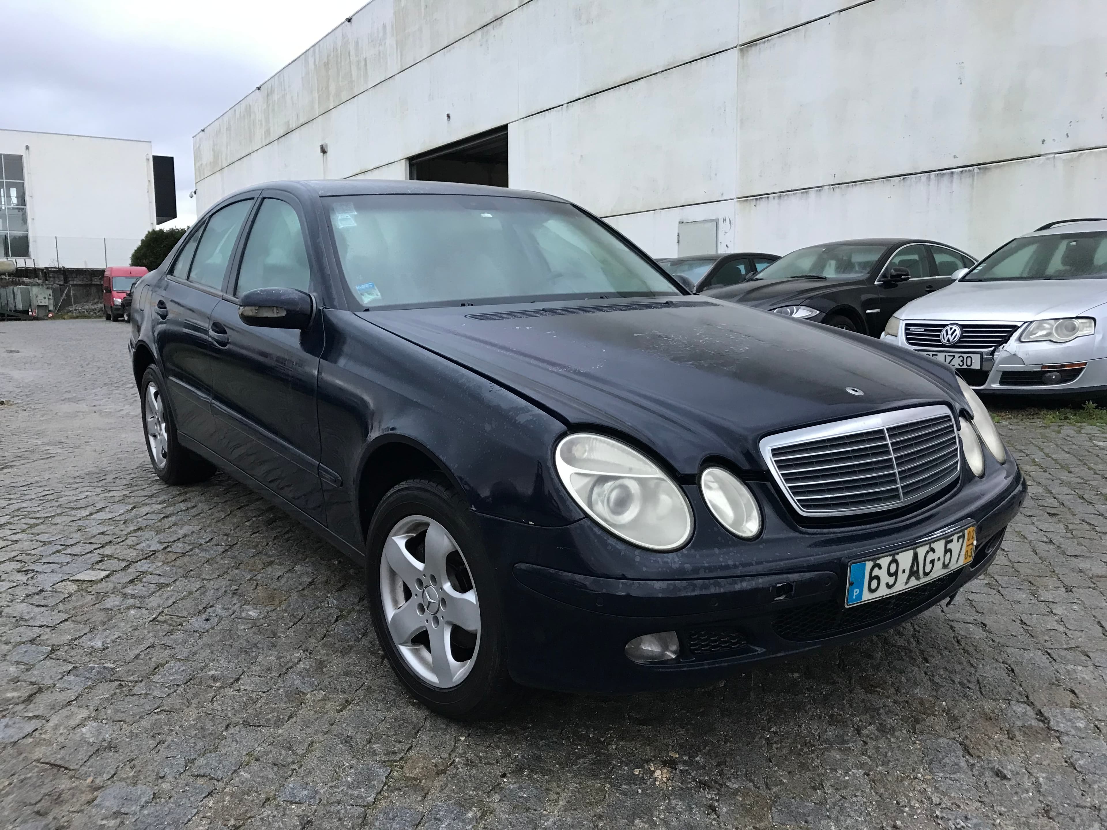Mercedes-Benz E270 CDI · Ano 2002 — imagen 1