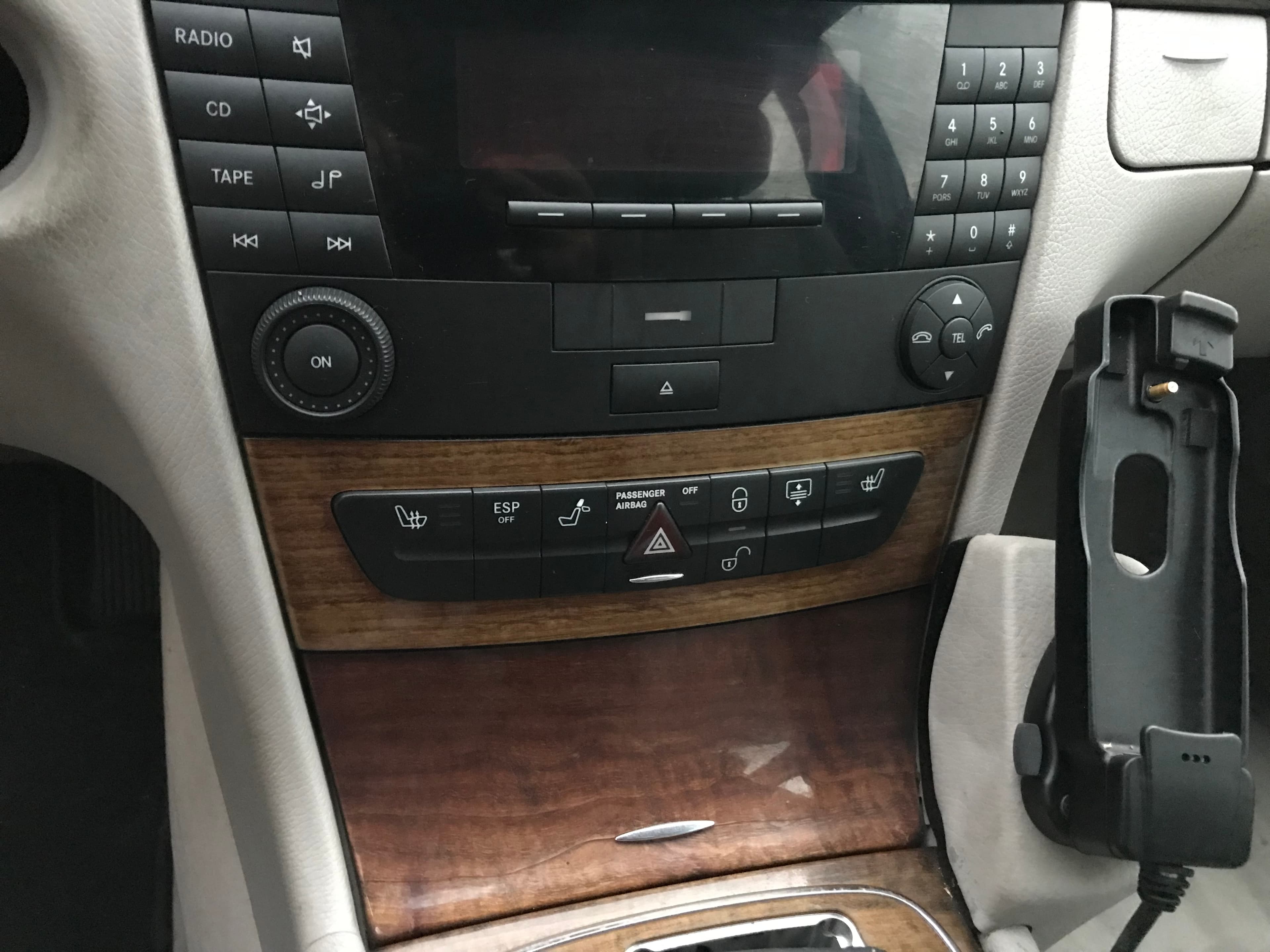 Mercedes-Benz E270 CDI · Ano 2002 — imagen 36