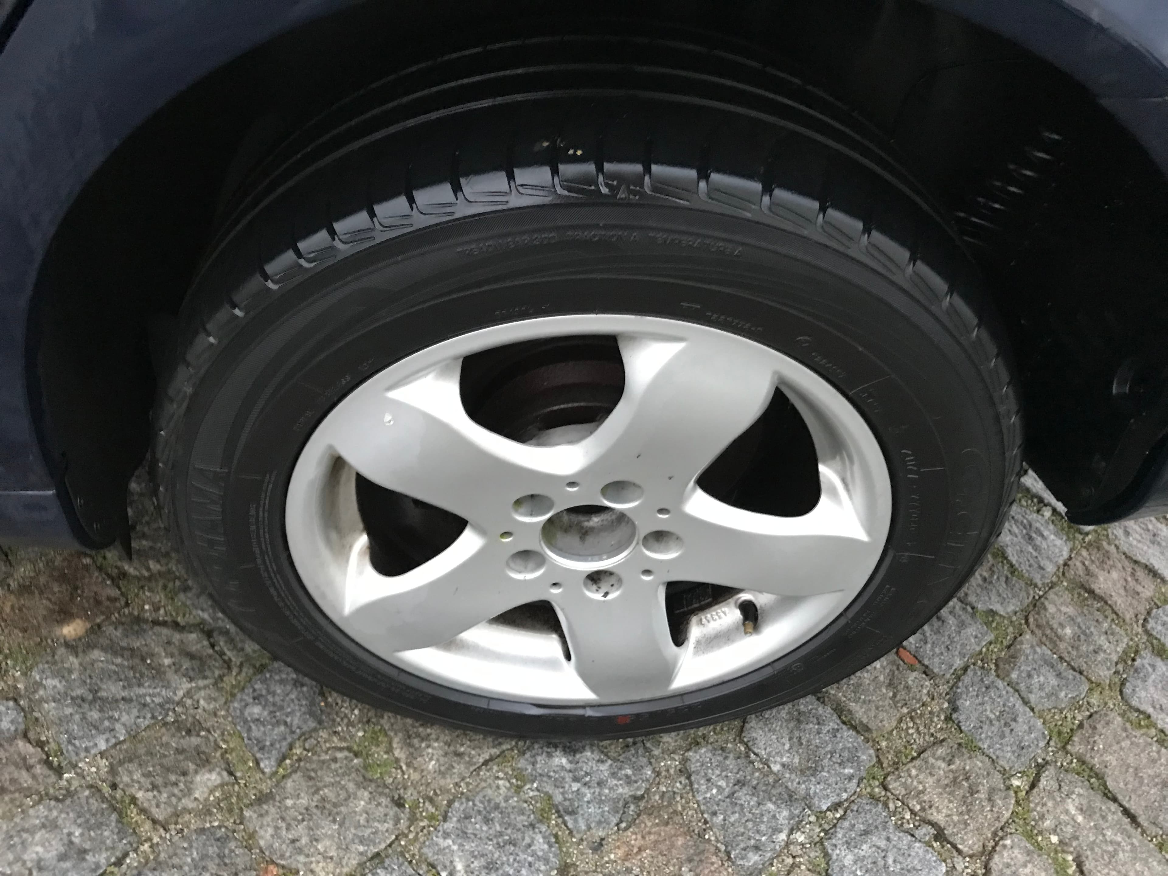 Mercedes-Benz E270 CDI · Ano 2002 — imagen 19
