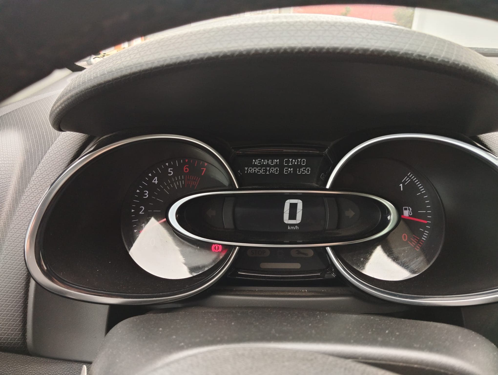 Renault Clio · Ano 2017 — image 20