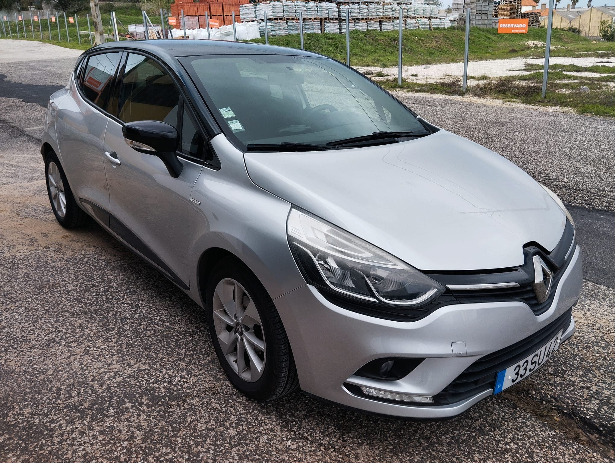 Renault Clio · Ano 2017 — image 3