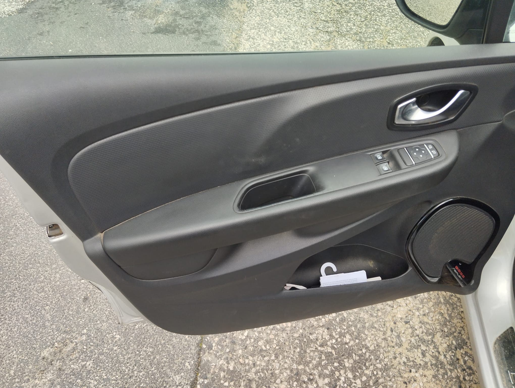 Renault Clio · Ano 2017 — image 16