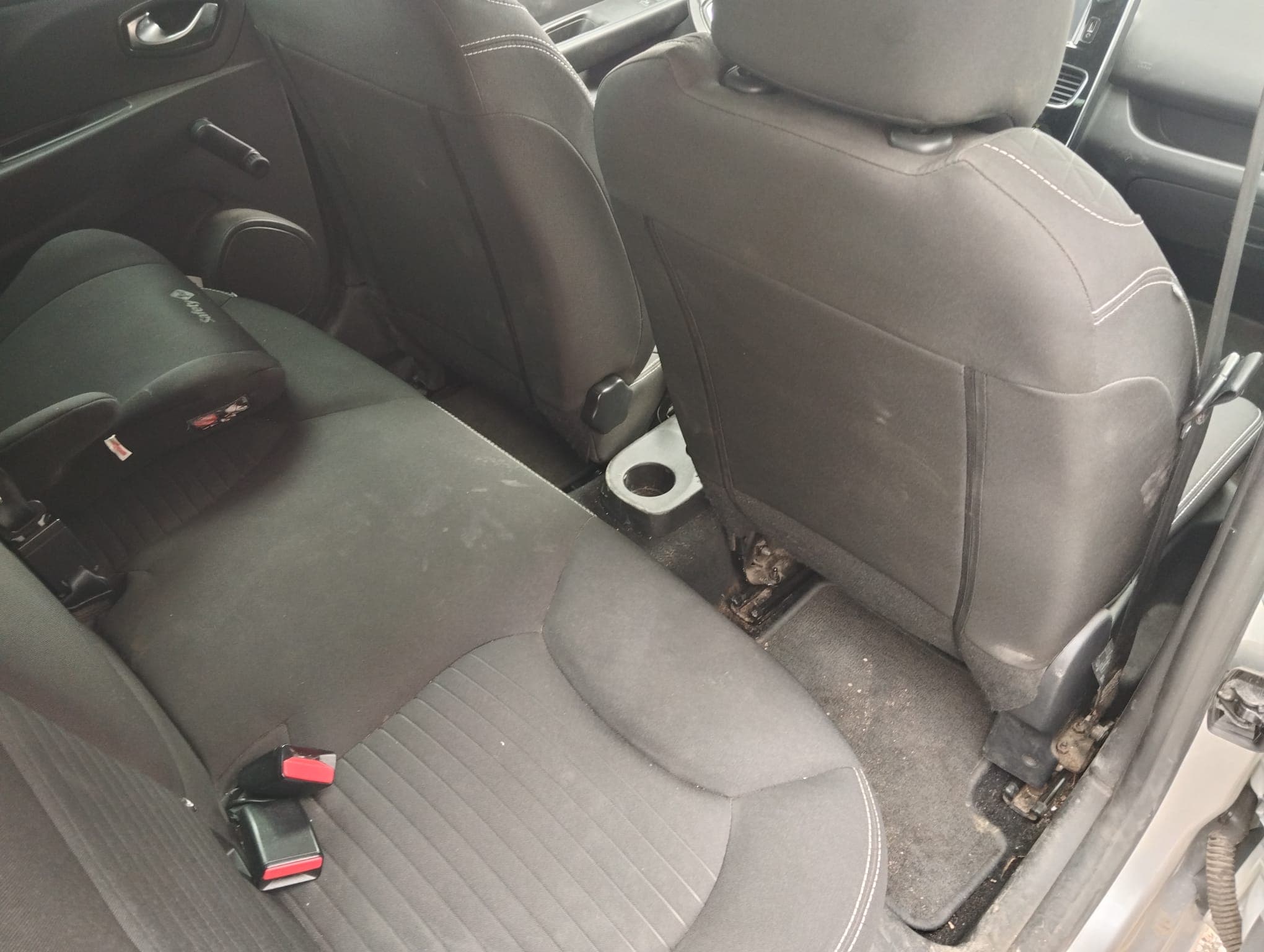 Renault Clio · Ano 2017 — image 19