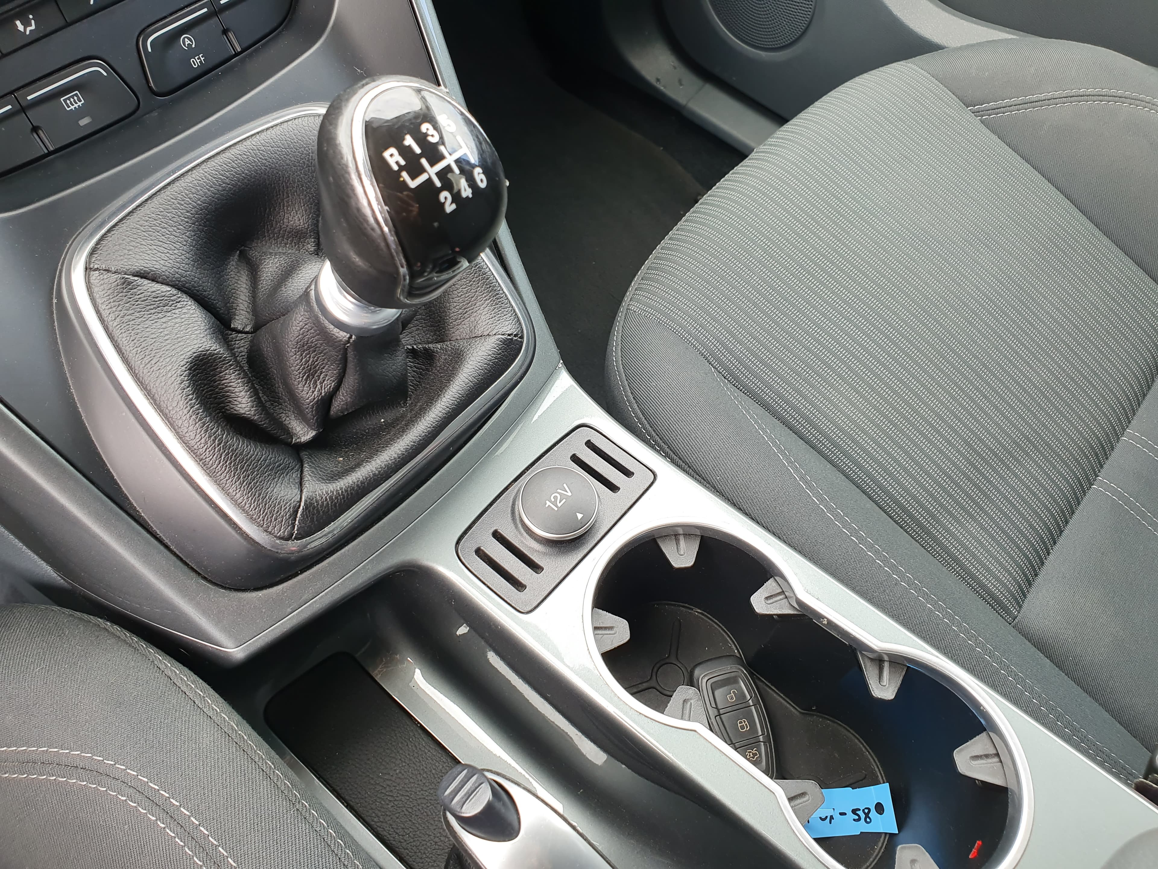 Ford Focus C-Max  · Ano 2014 — imagen 34