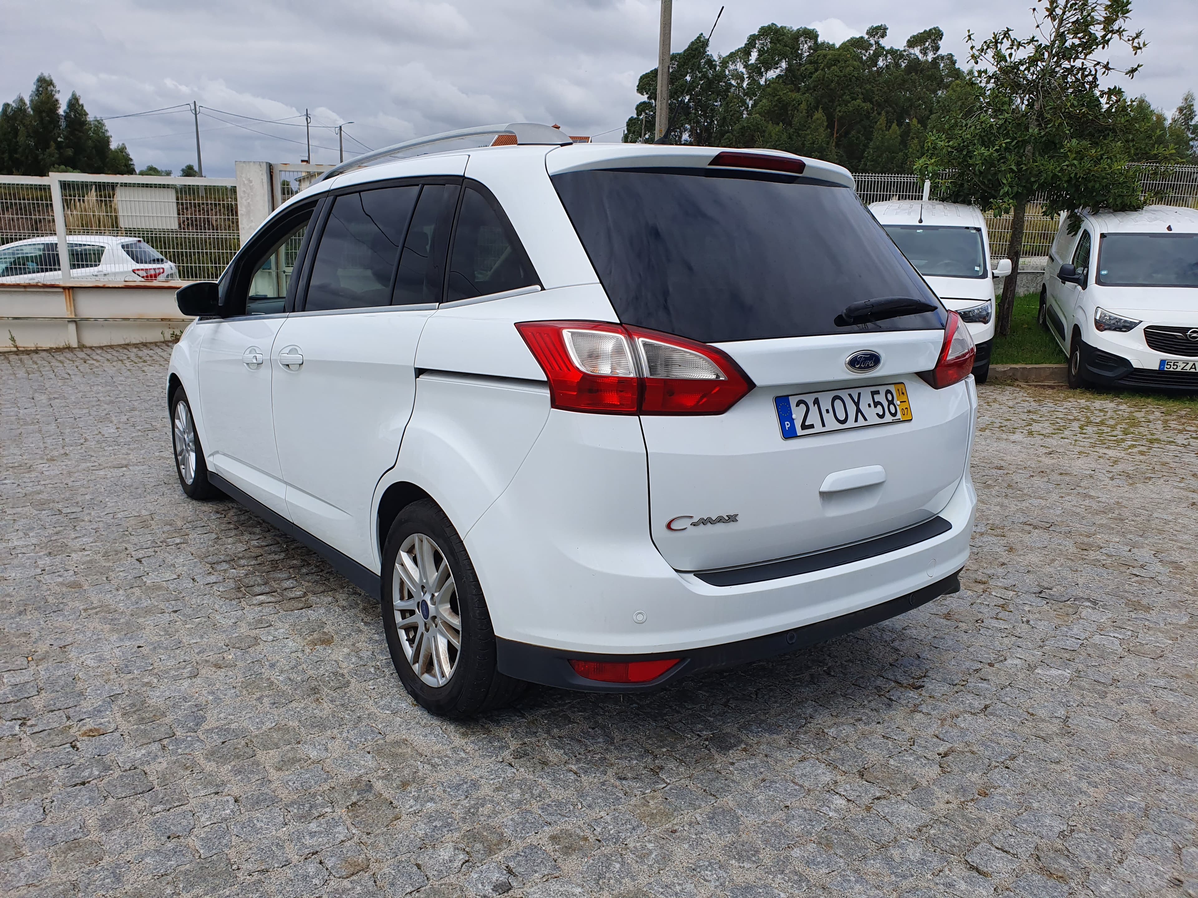 Ford Focus C-Max  · Ano 2014 — imagen 4