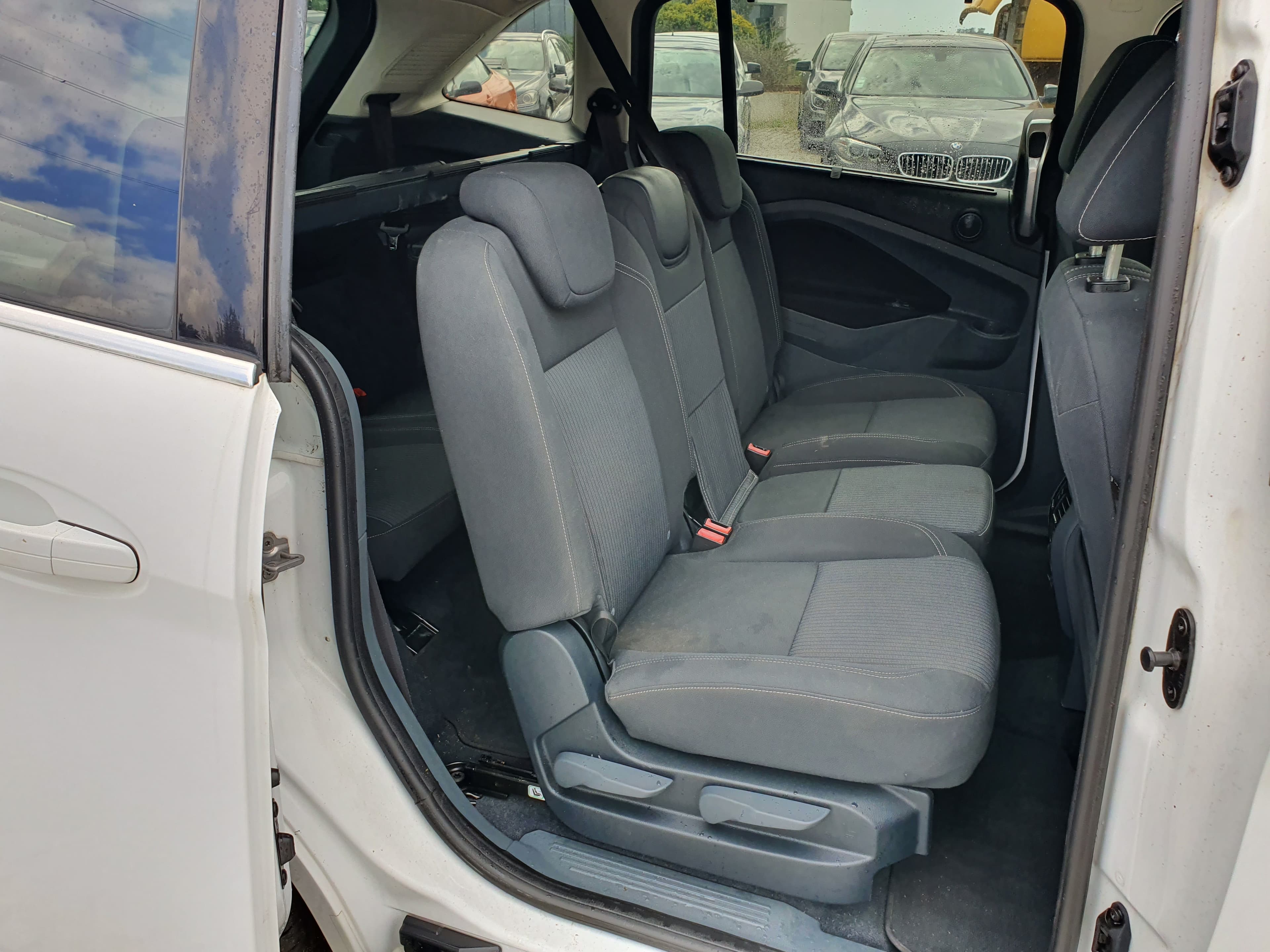 Ford Focus C-Max  · Ano 2014 — imagen 23
