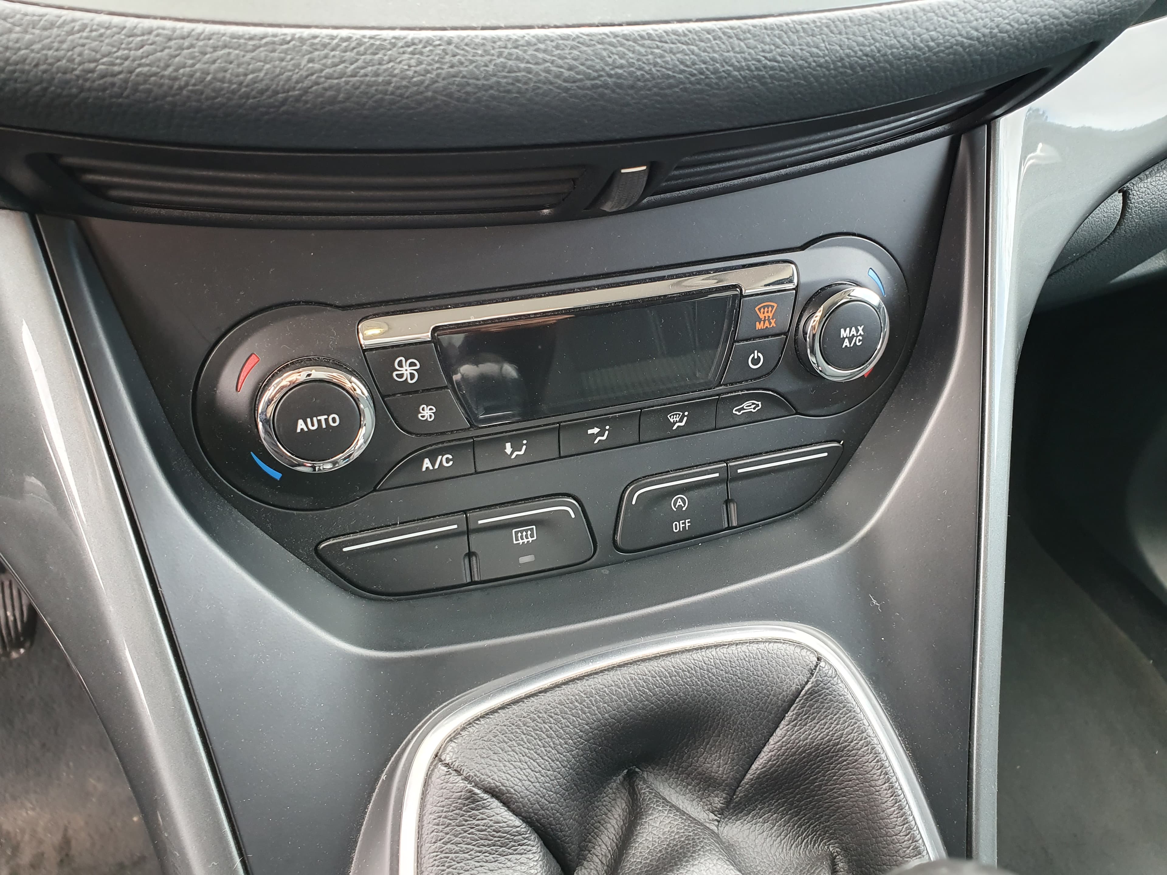 Ford Focus C-Max  · Ano 2014 — imagen 33