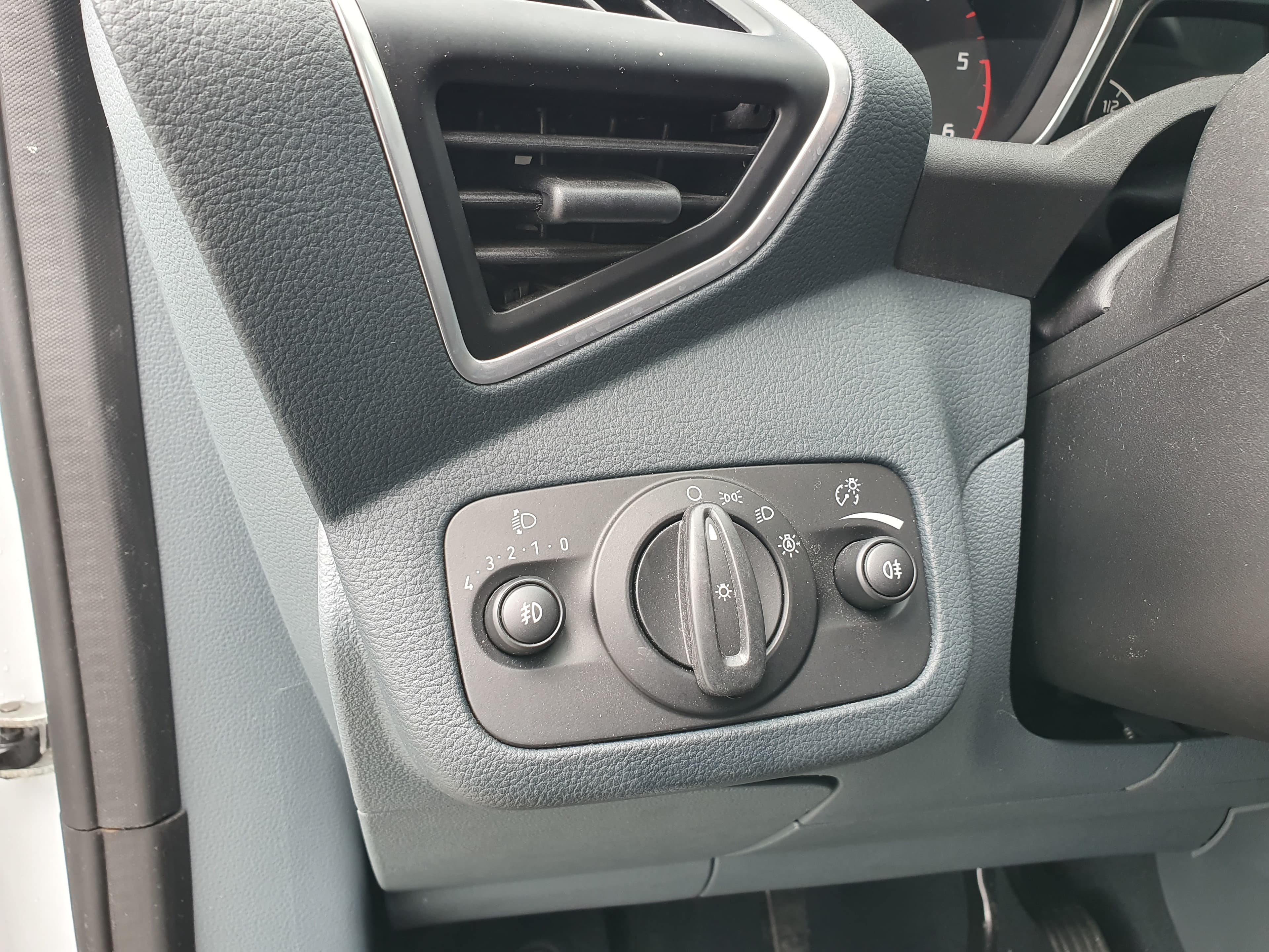 Ford Focus C-Max  · Ano 2014 — imagen 37