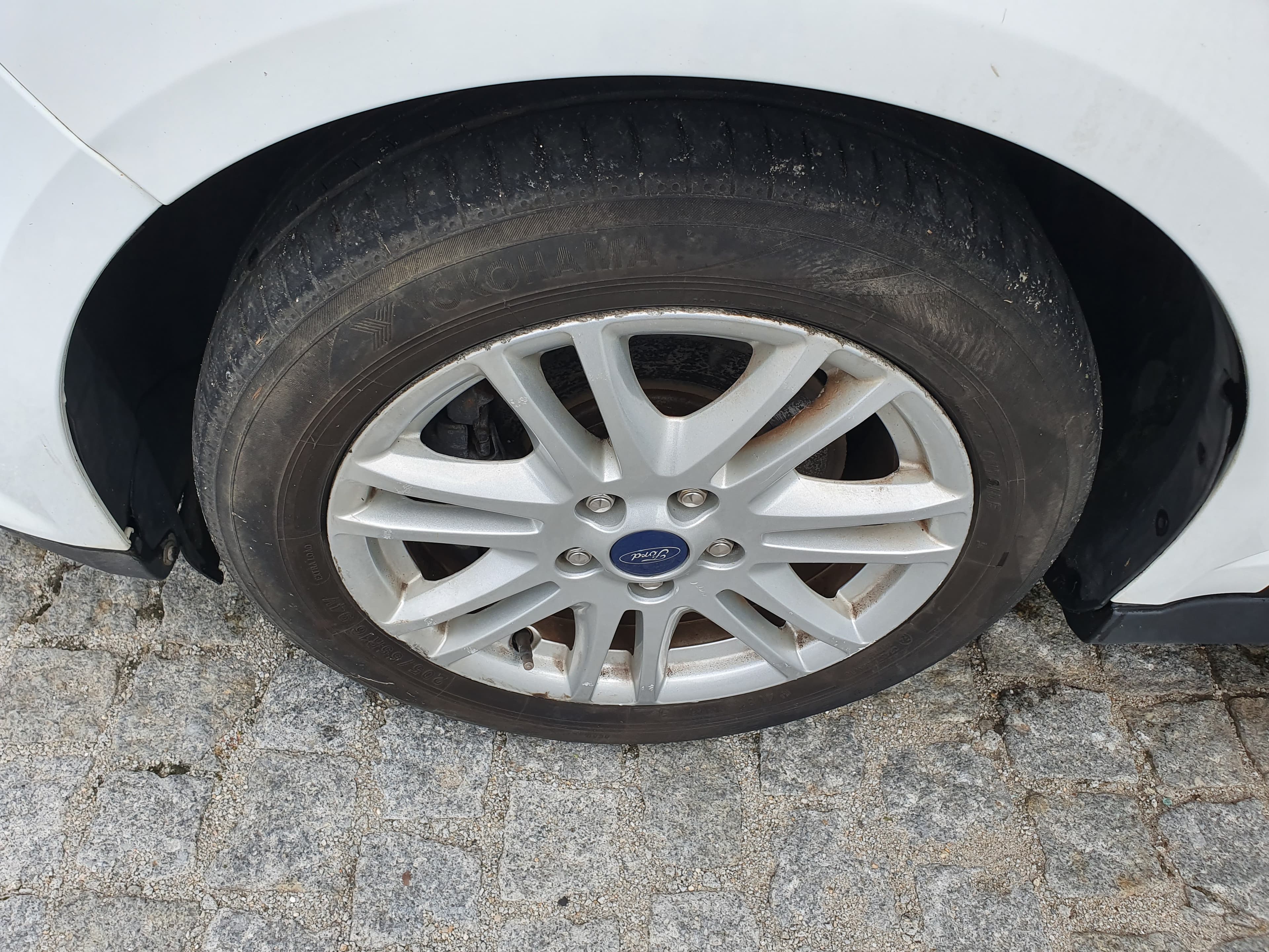 Ford Focus C-Max  · Ano 2014 — imagen 12