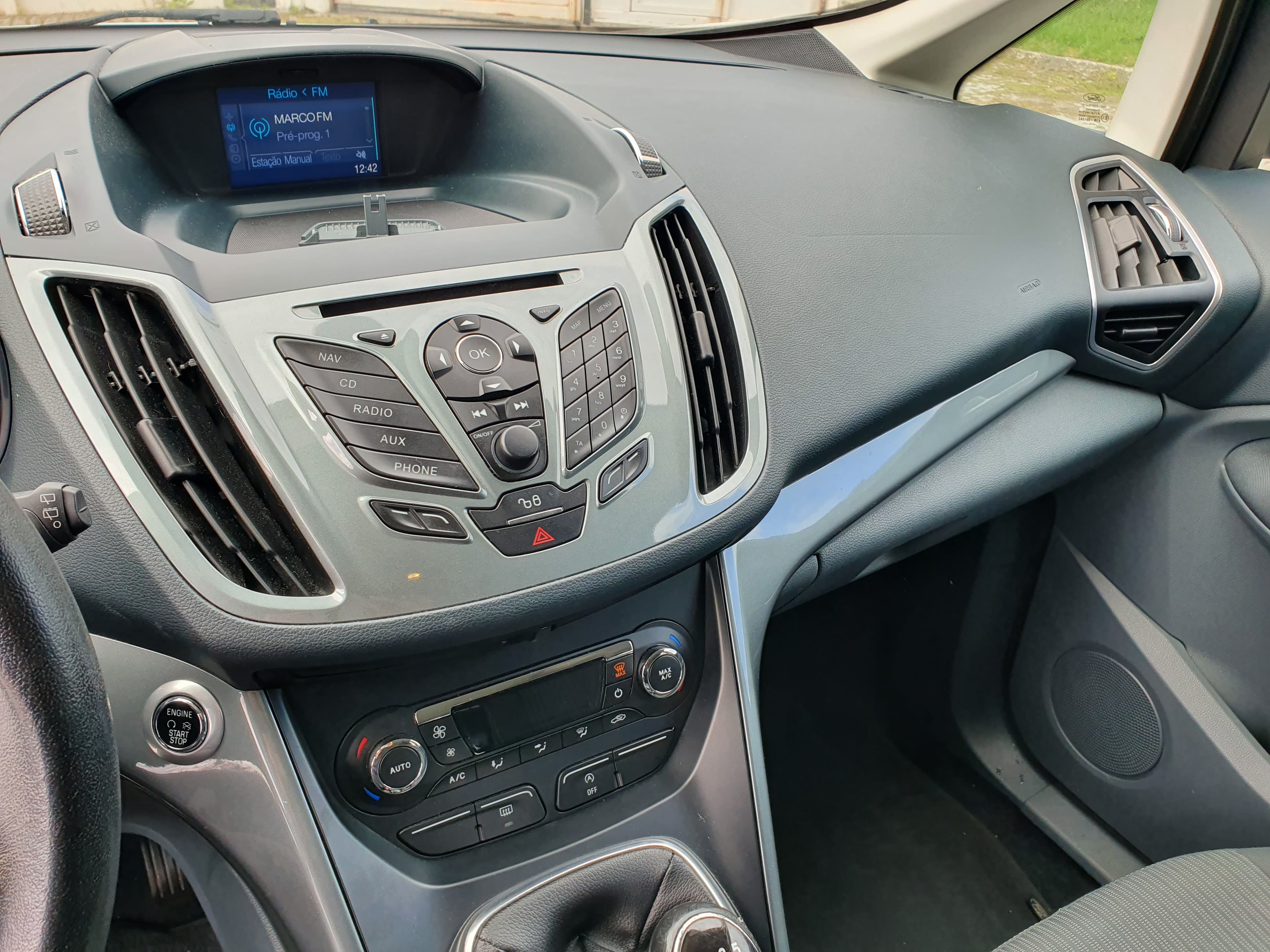 Ford Focus C-Max  · Ano 2014 — imagen 30