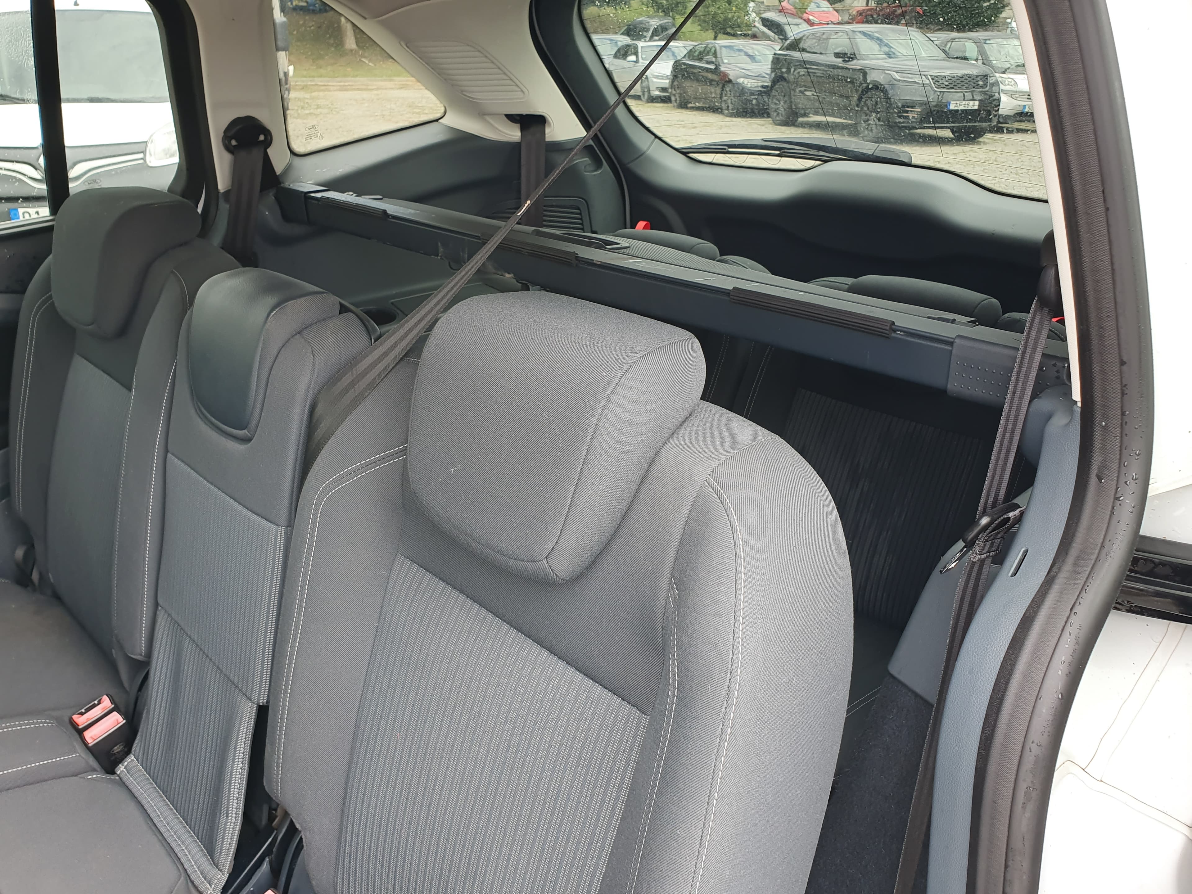 Ford Focus C-Max  · Ano 2014 — imagen 26
