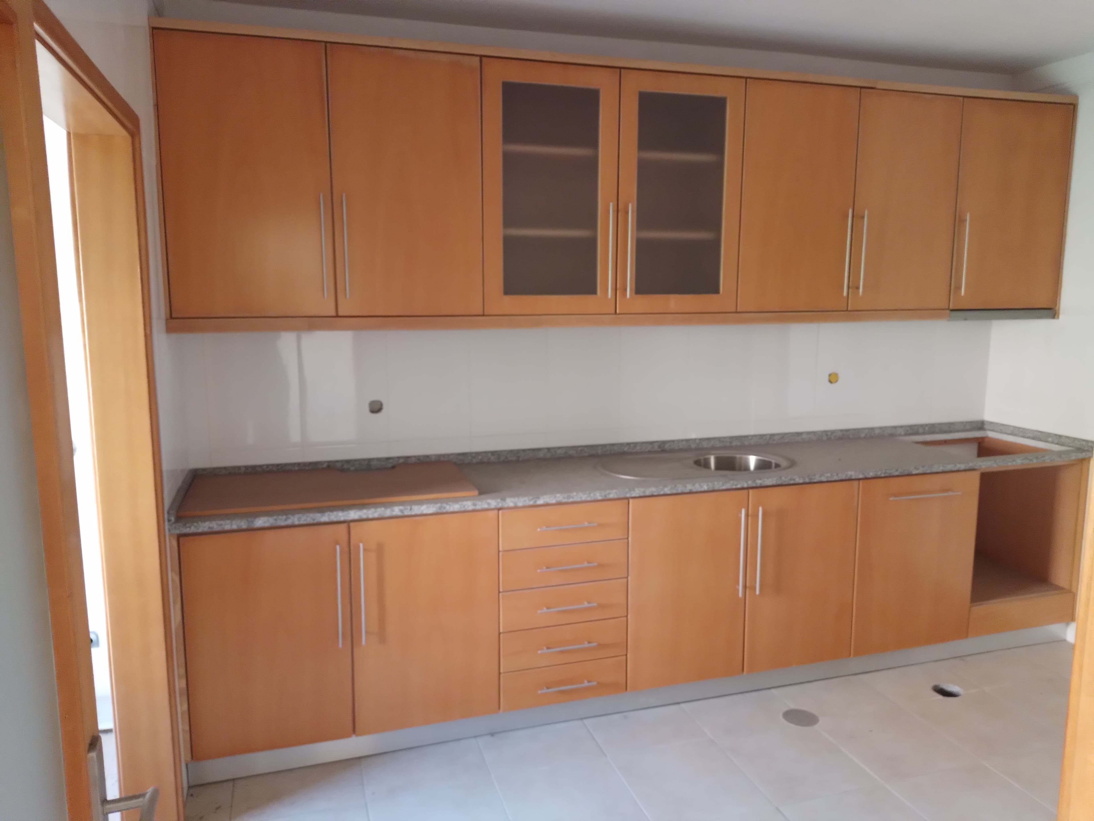 Prédio Urbano em Construção · Gandra, Paredes — imagen 4