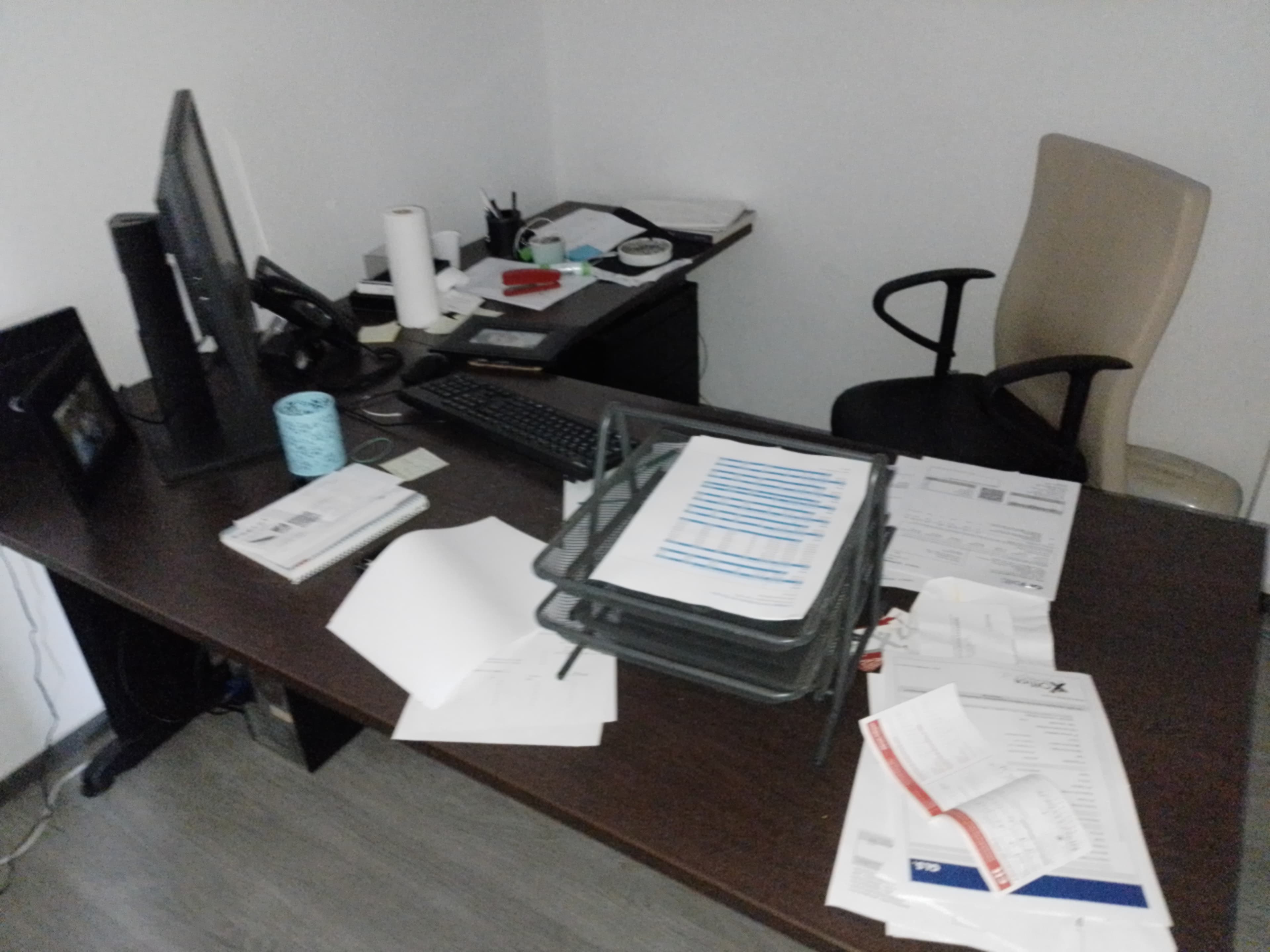 Material Informático · Mobiliário de Escritório — image 3