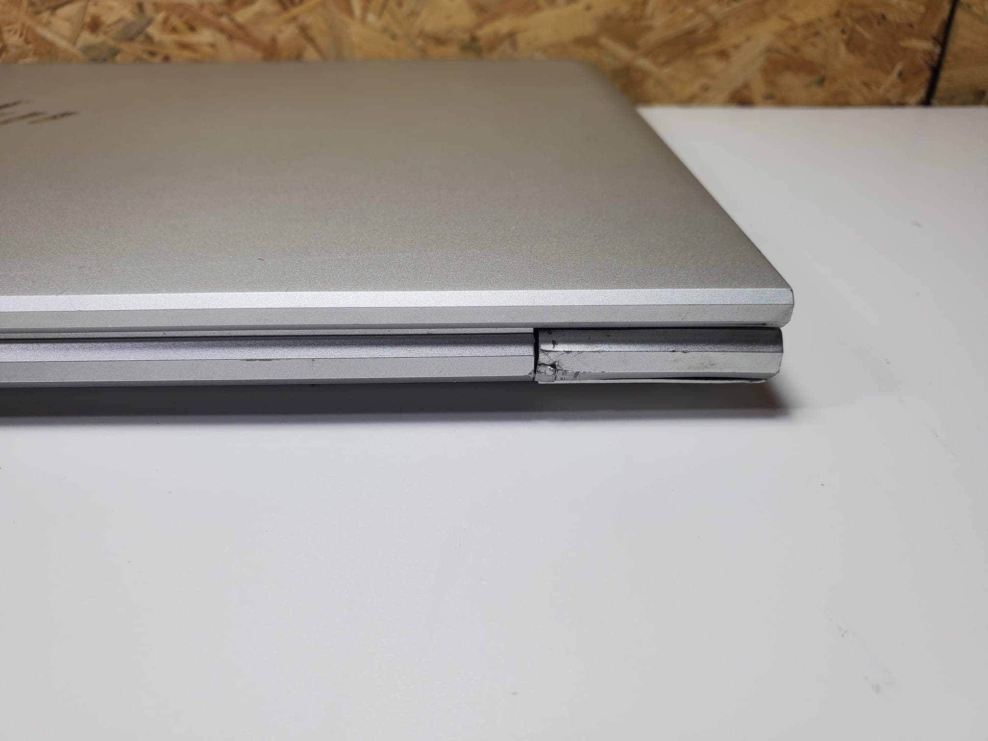 Portátil HP 850 G8 — imagen 9