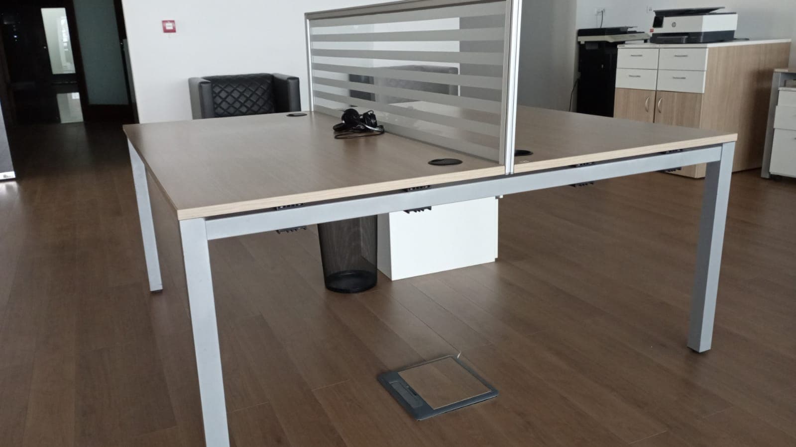 Mobiliario de oficina — imagen 3