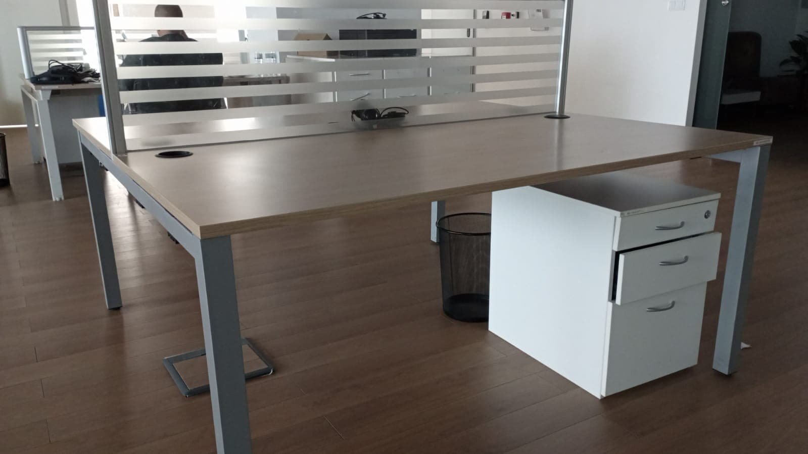 Mobiliario de oficina — imagen 2