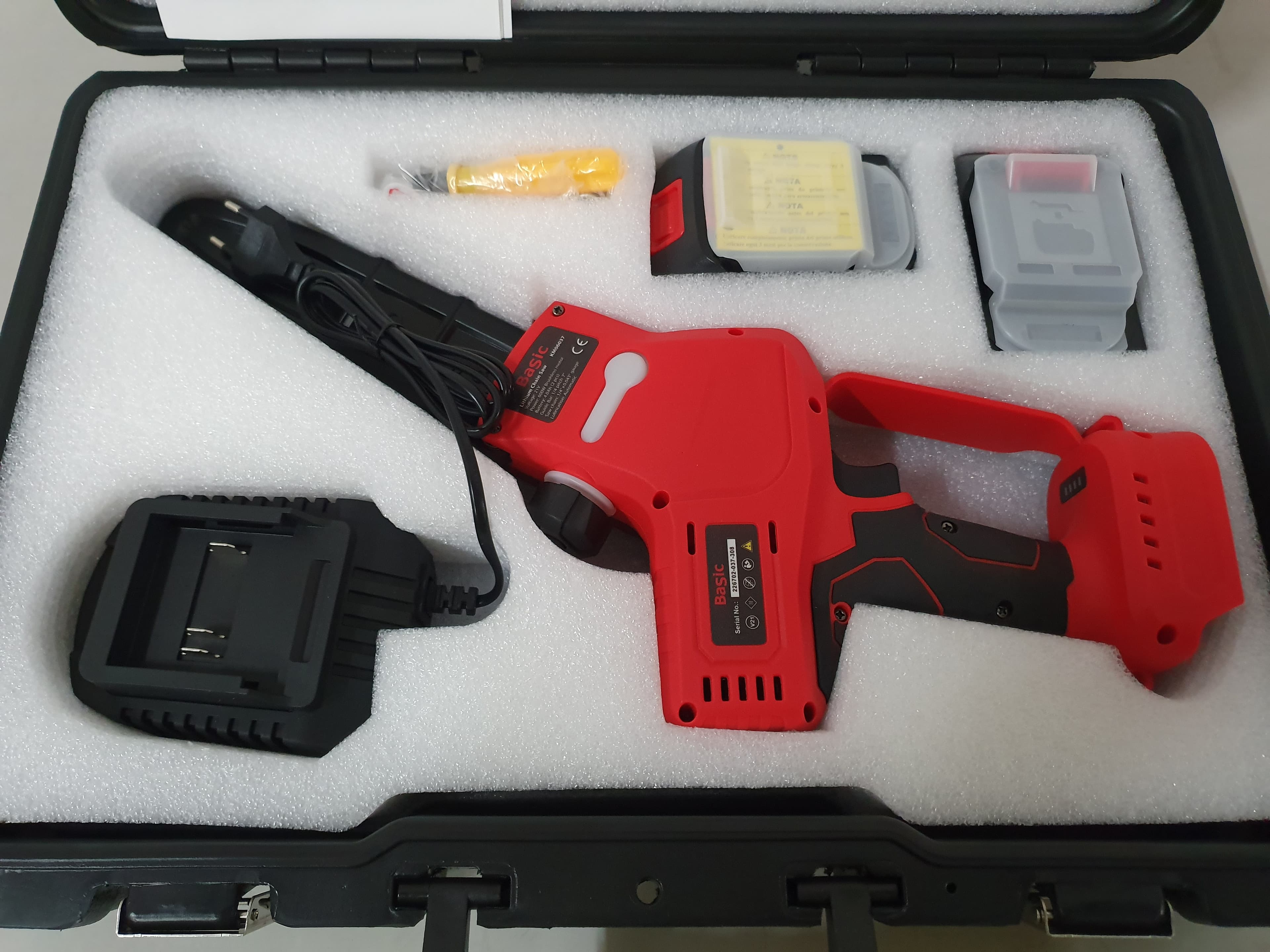 MINI SIERRA ELÉCTRICA — imagen 2