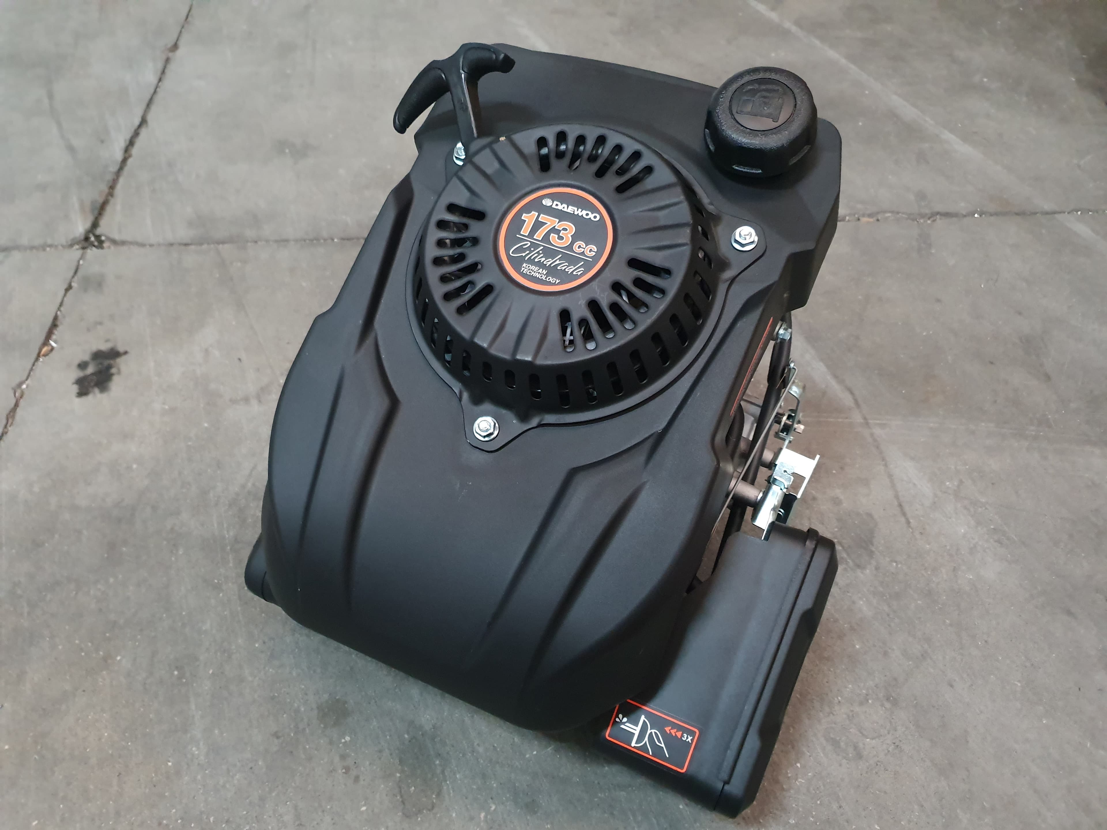 MOTOR — image 1