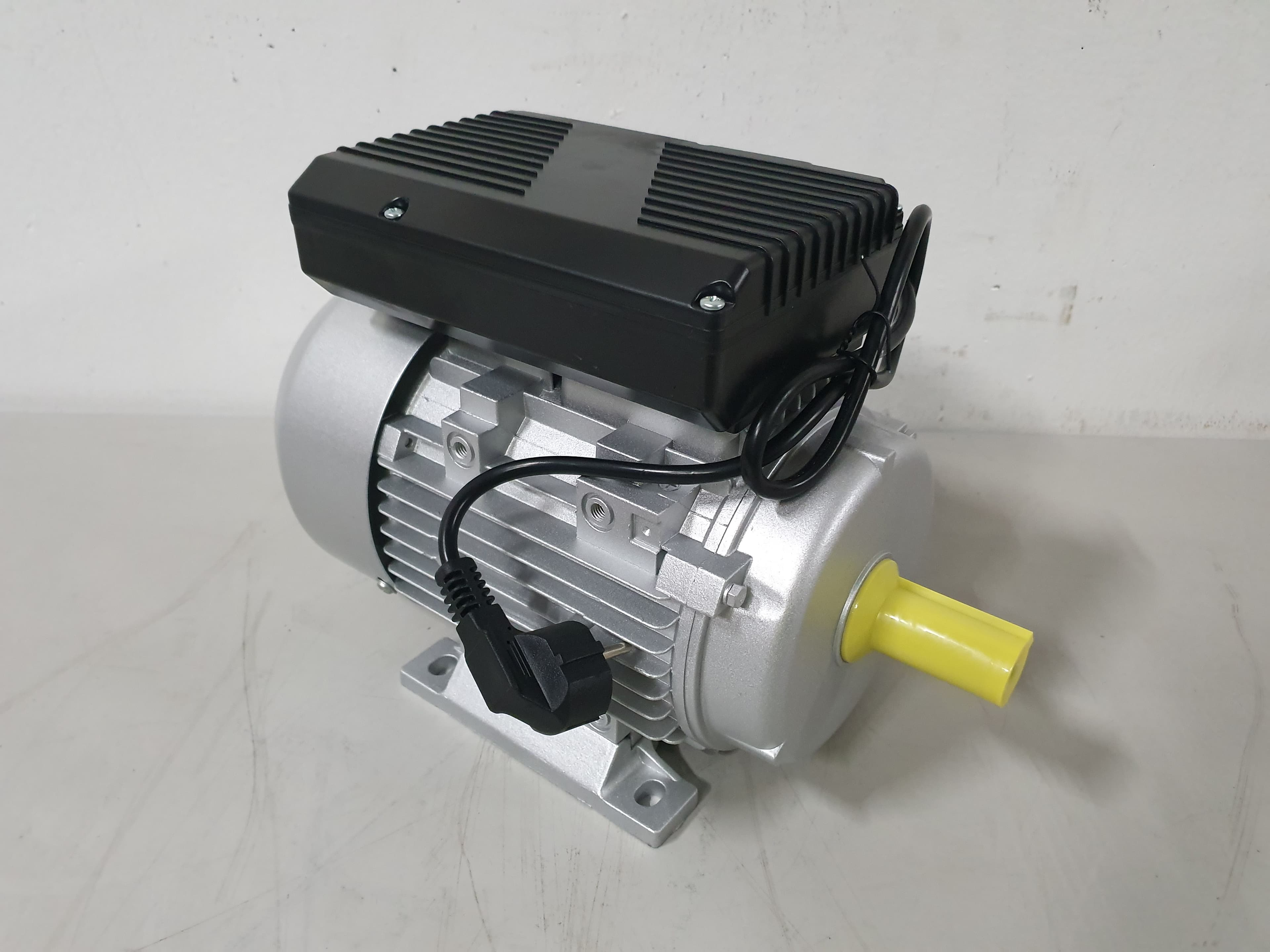 MOTOR MONOFÁSICO — imagen 2