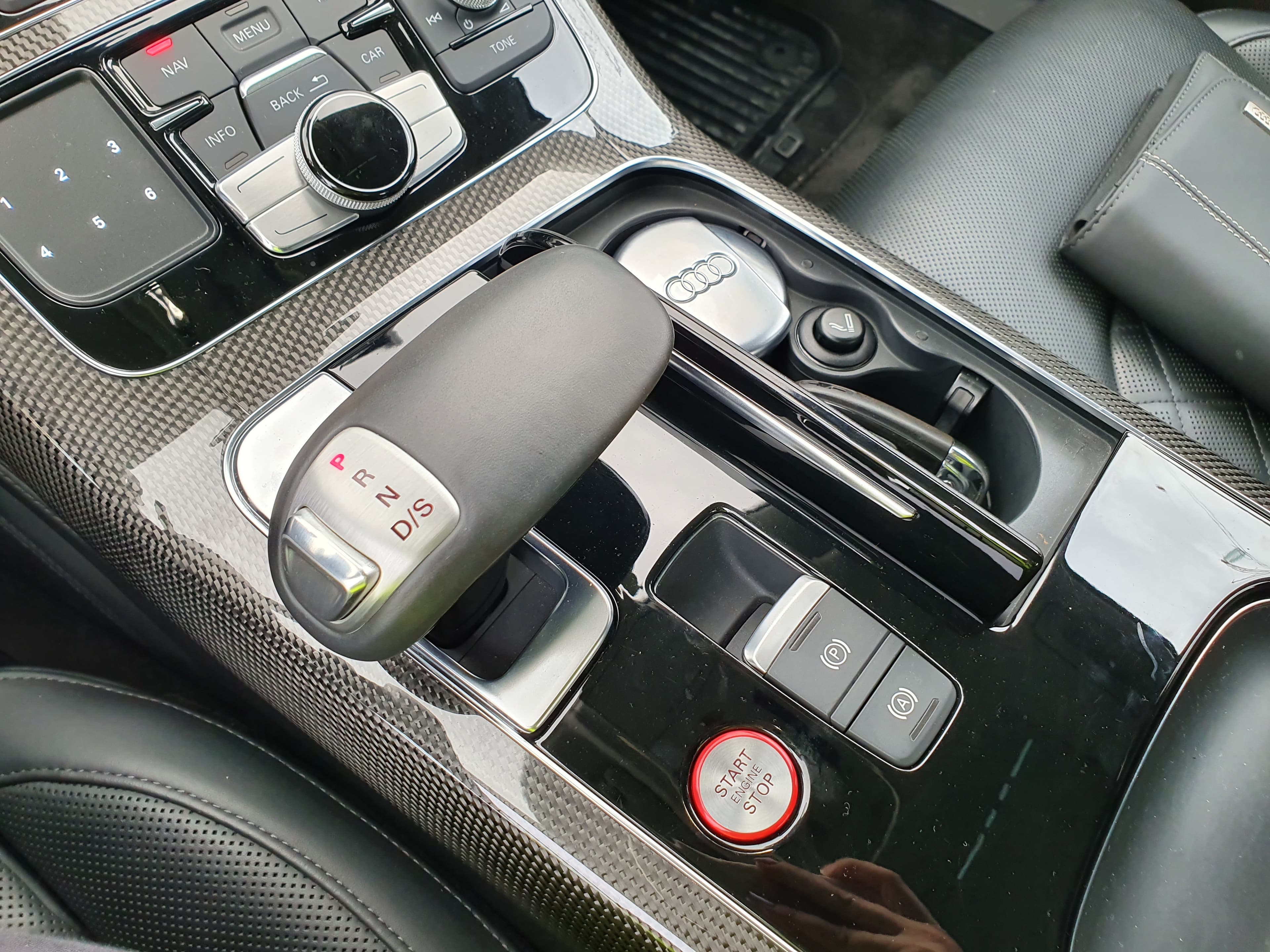 Audi S8 · Ano 2014 — imagen 47