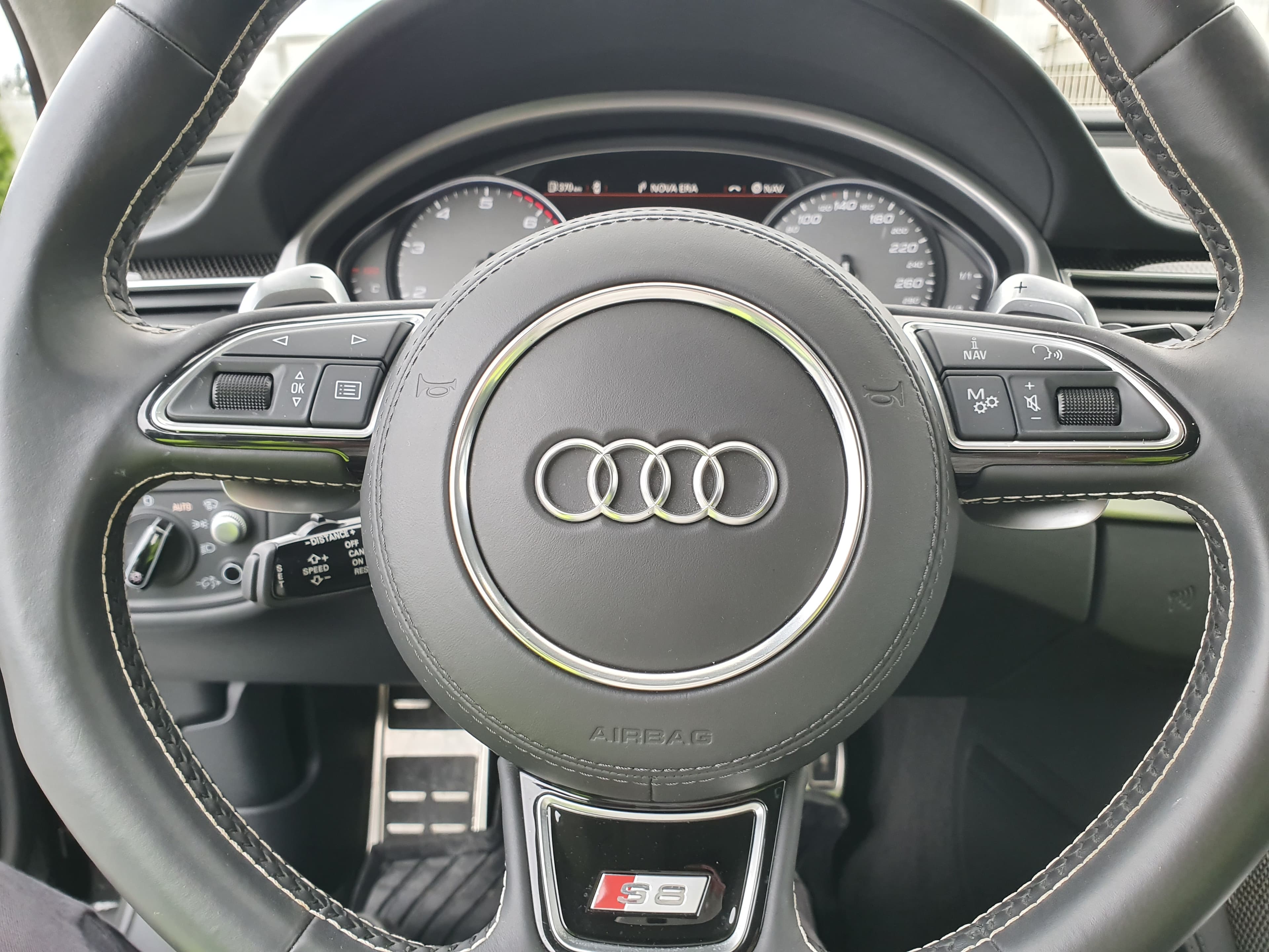 Audi S8 · Ano 2014 — imagen 48