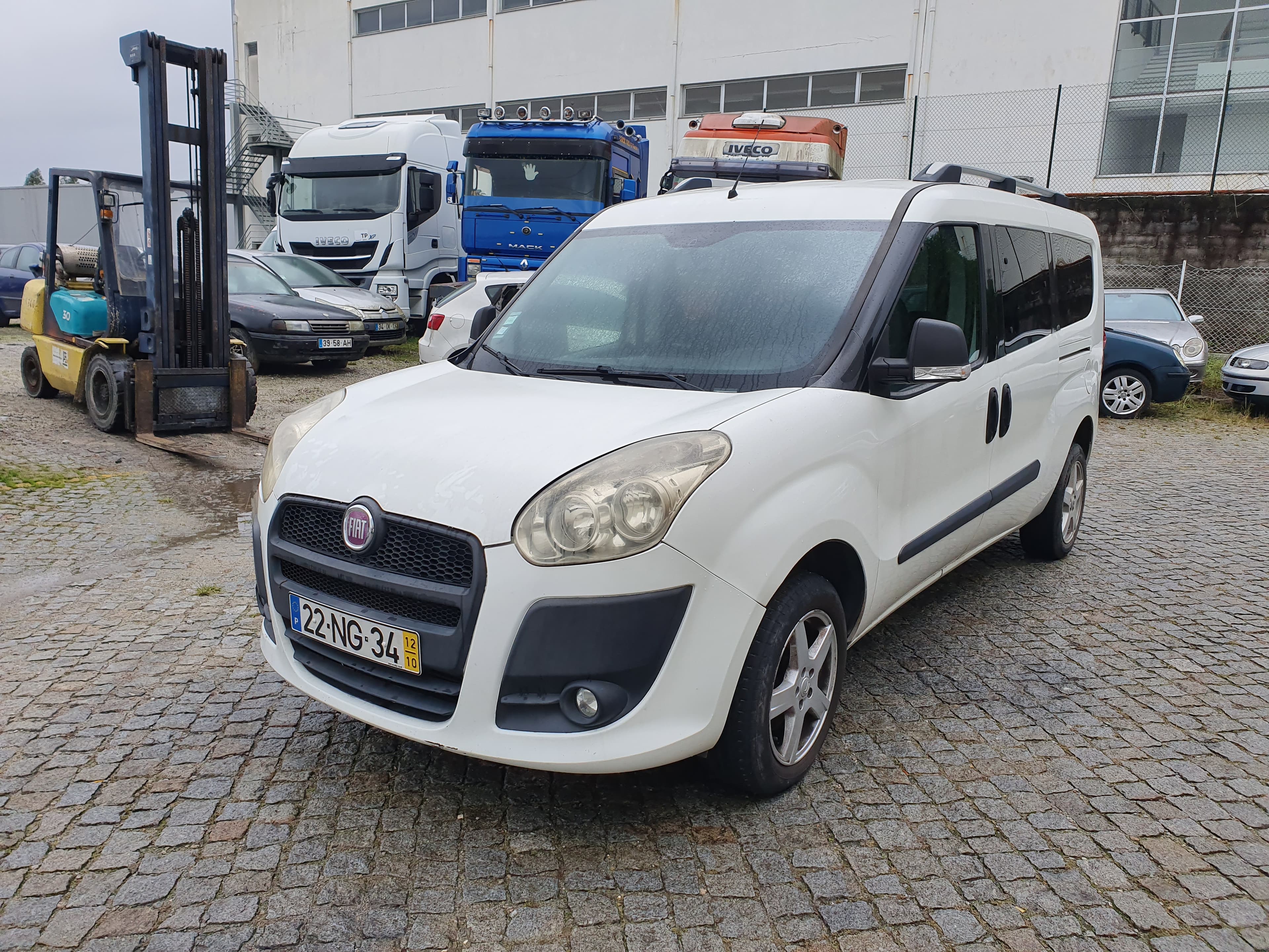 Fiat Doblo · Ano 2012 — imagen 2