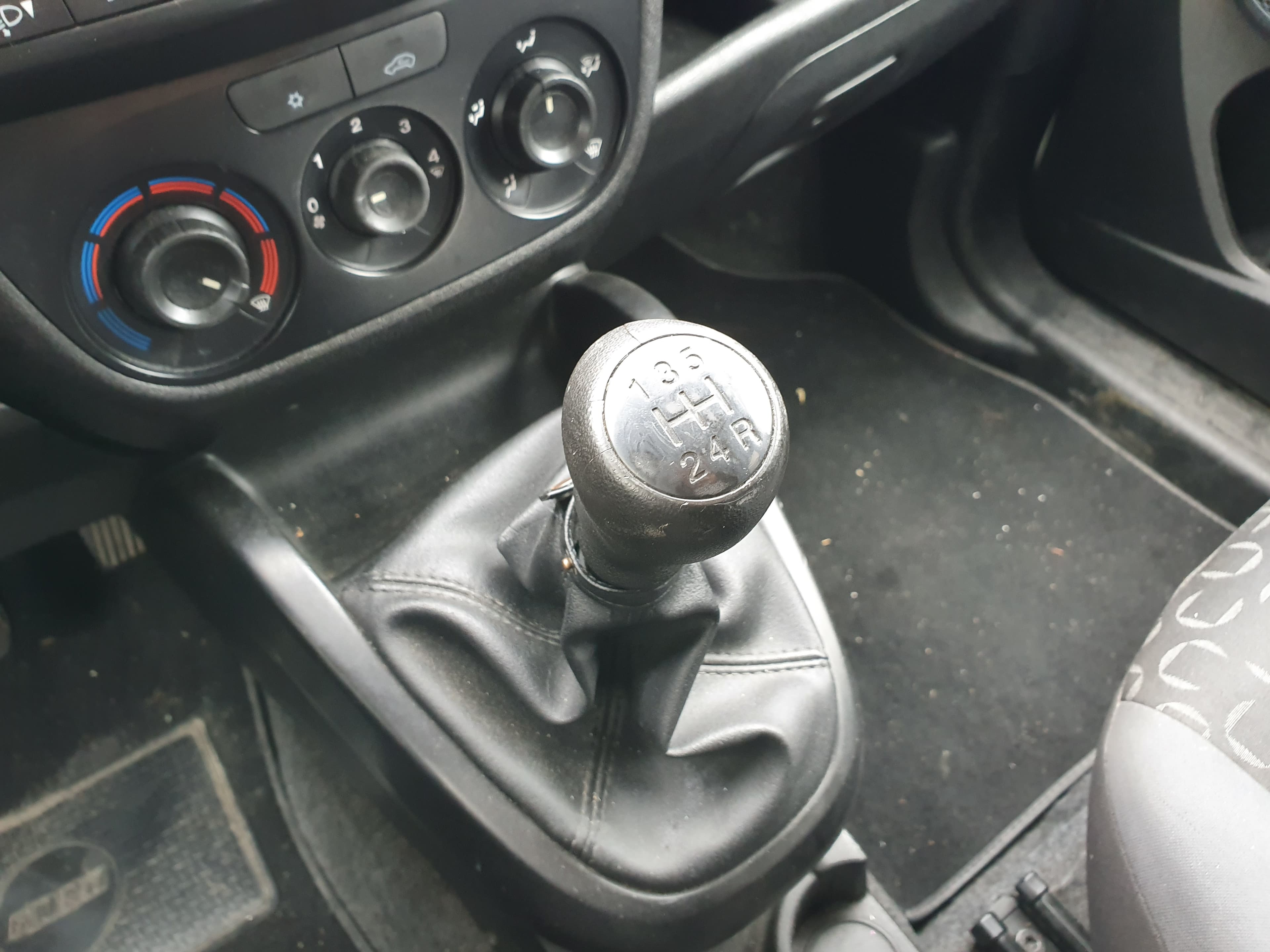 Fiat Doblo · Ano 2012 — imagen 31