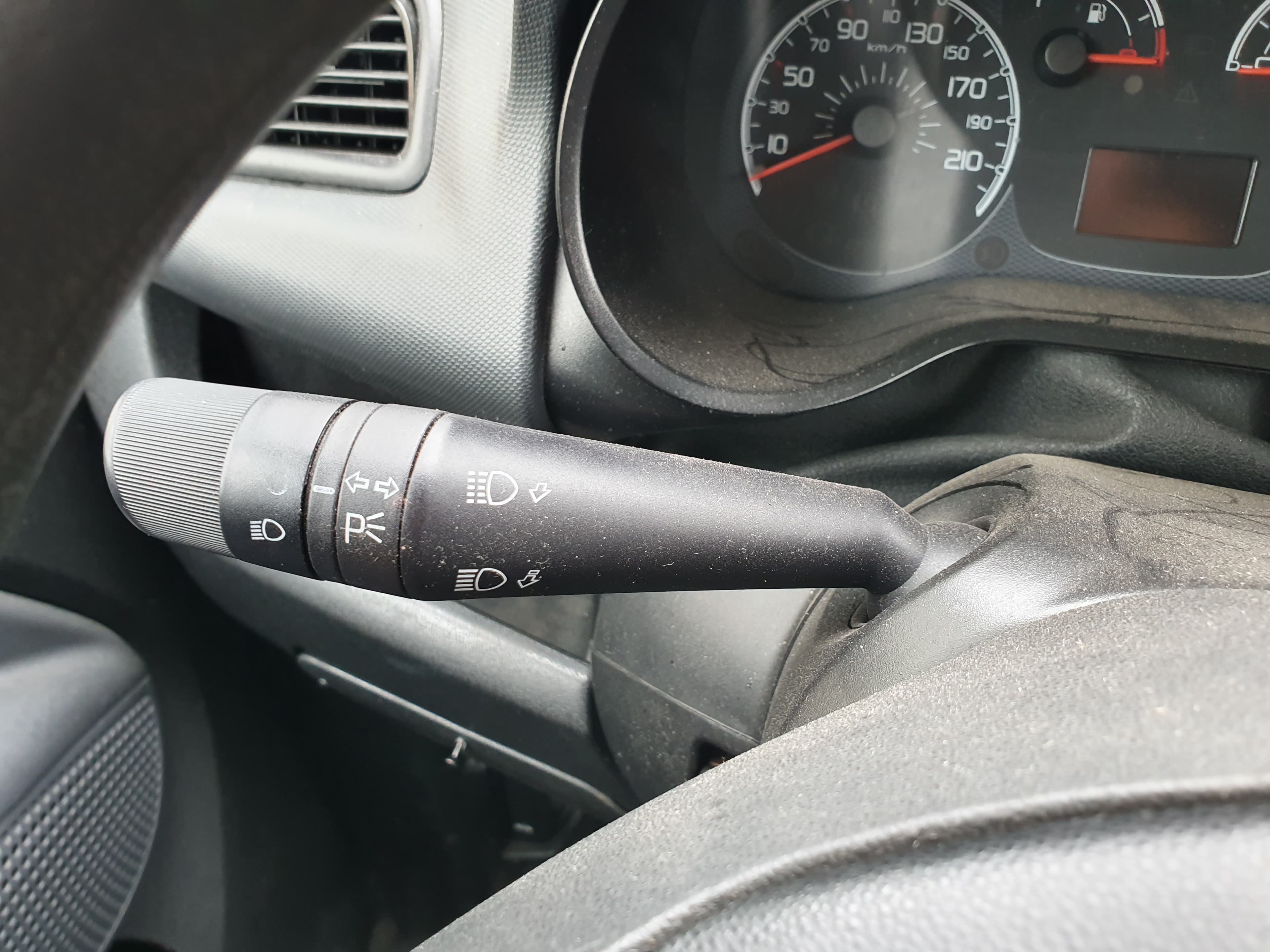 Fiat Doblo · Ano 2012 — imagen 34