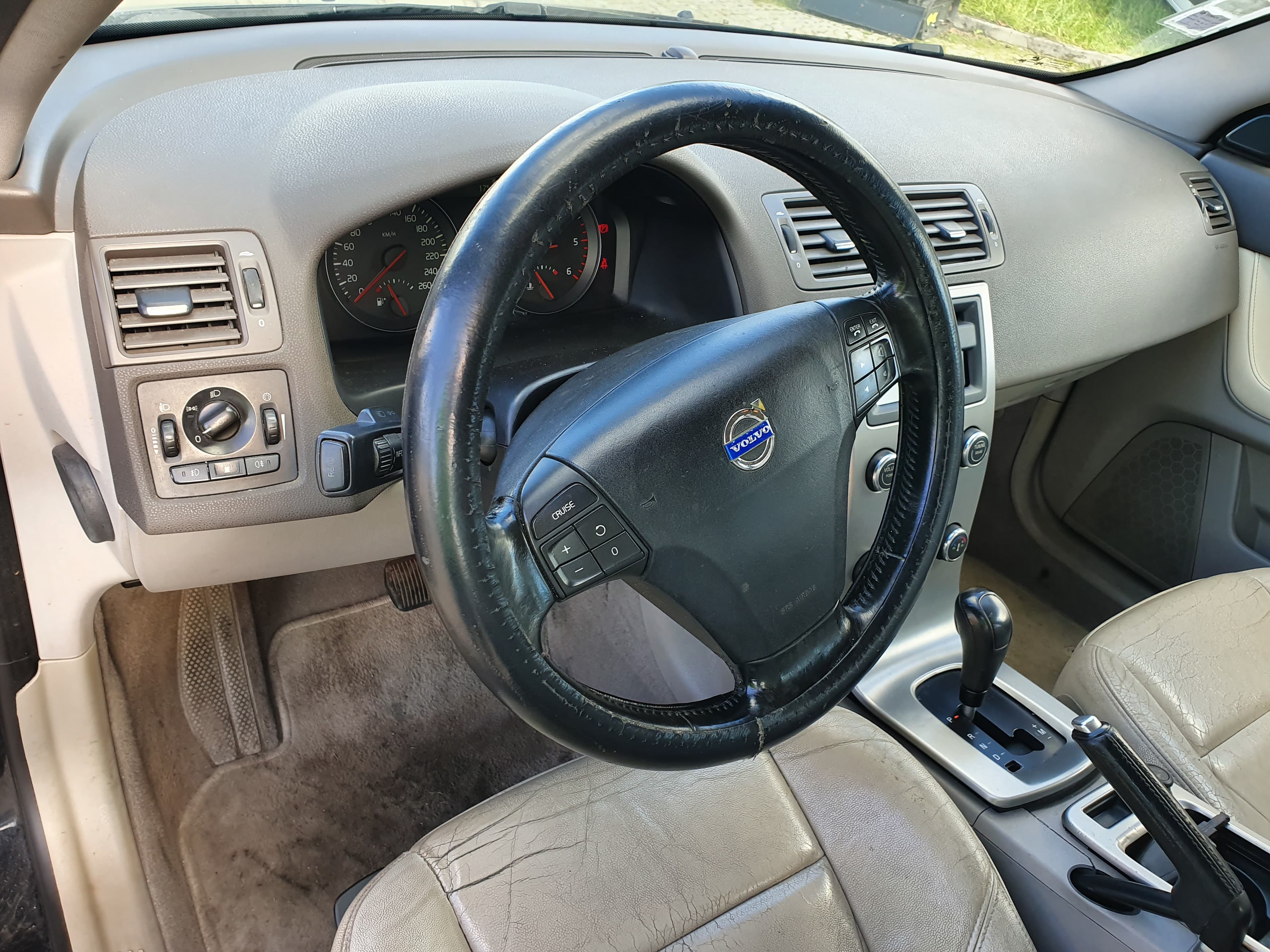 Volvo V50 · Ano 2008 — image 30