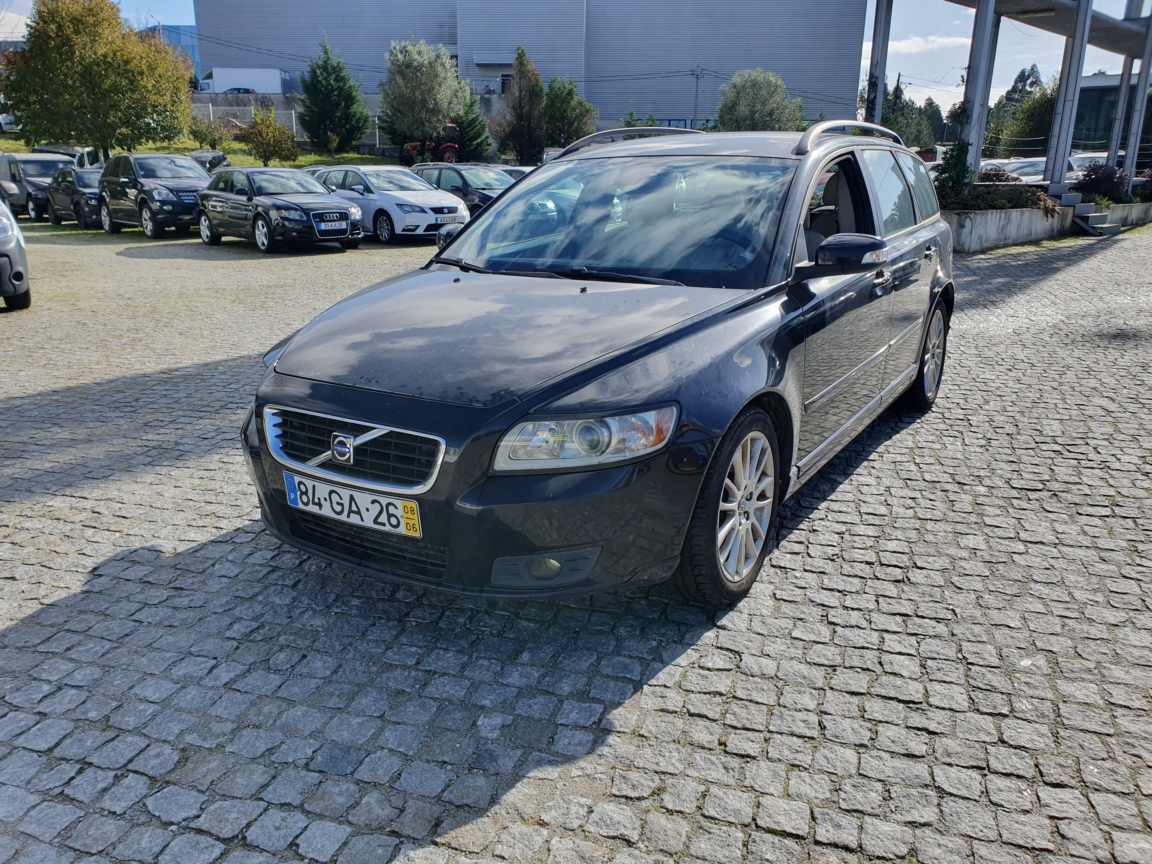 Volvo V50 · Ano 2008 — image 2
