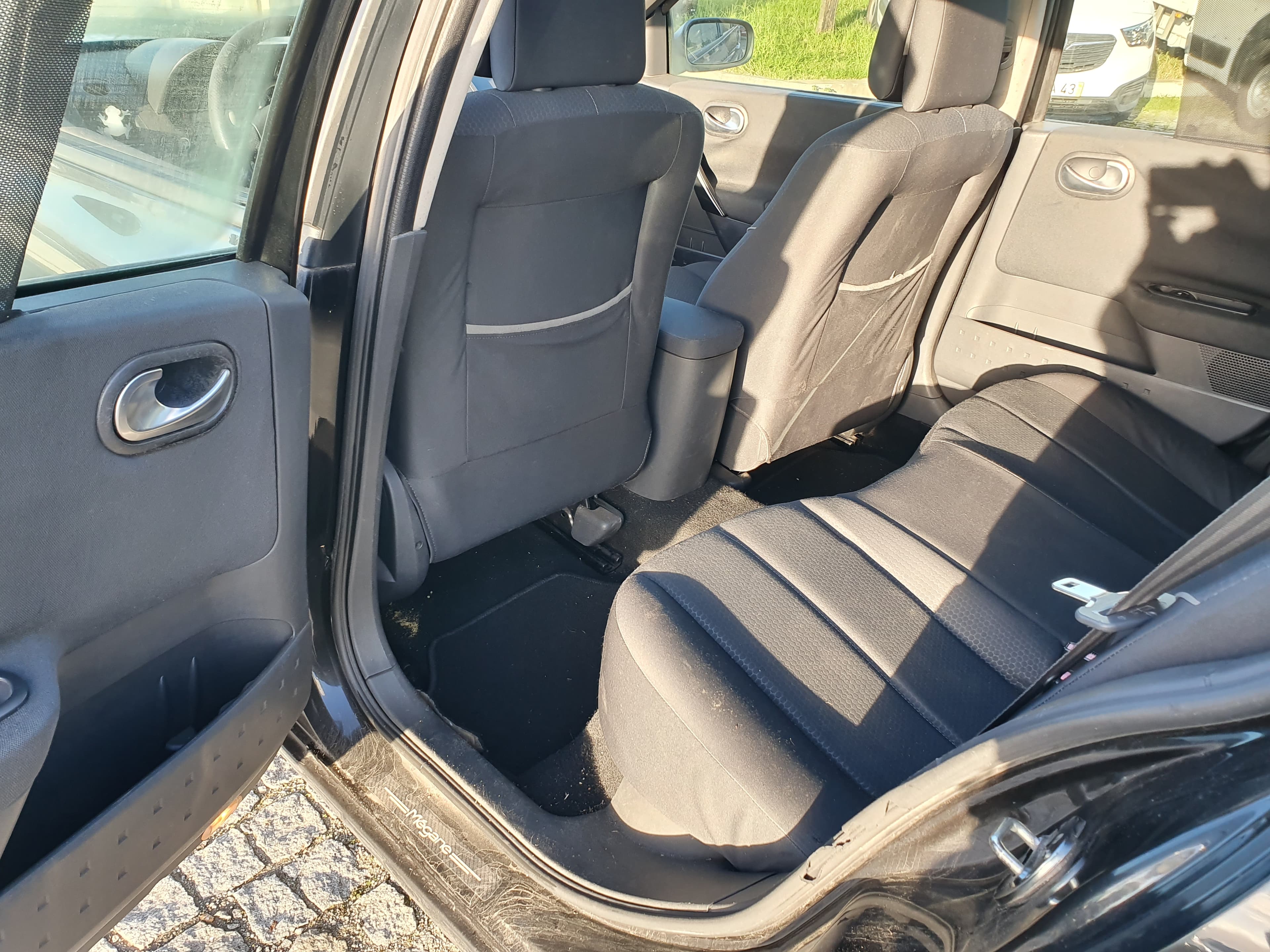 Renault Mégane DCI · Ano 2006 — image 30