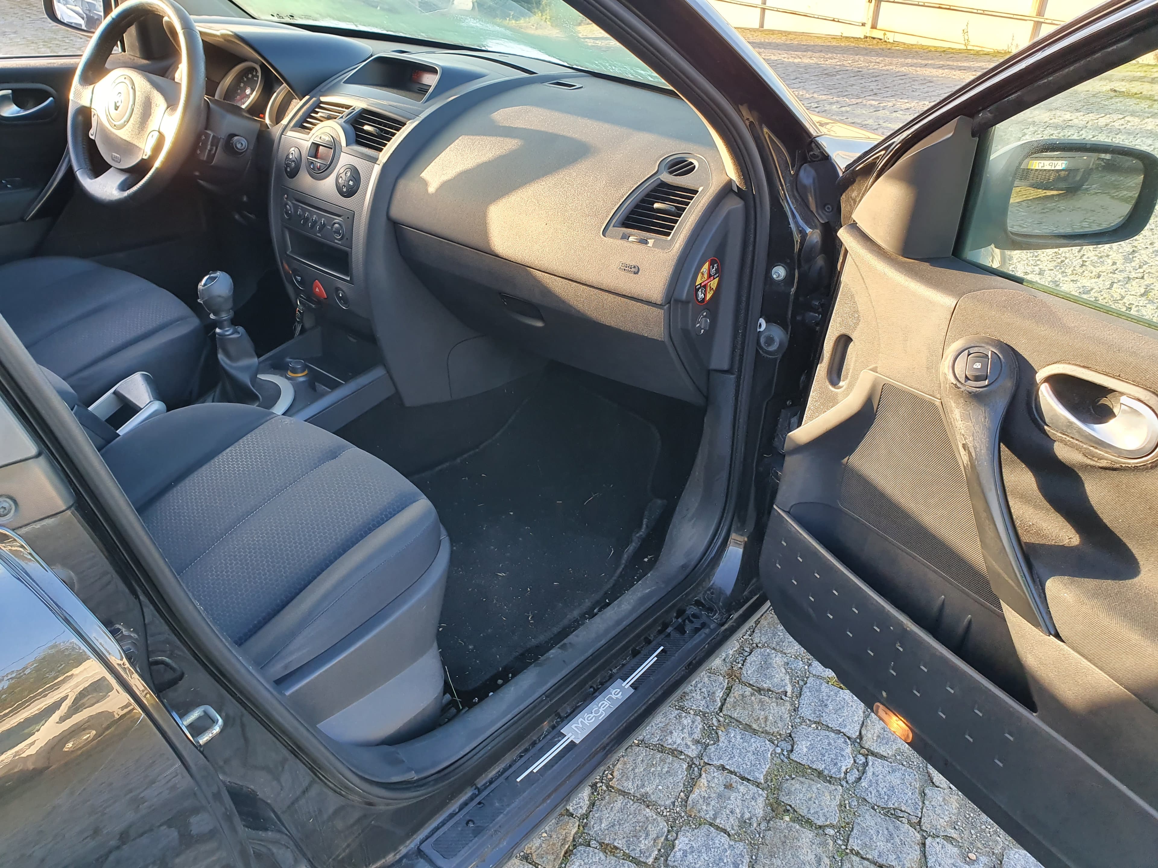Renault Mégane DCI · Ano 2006 — image 25