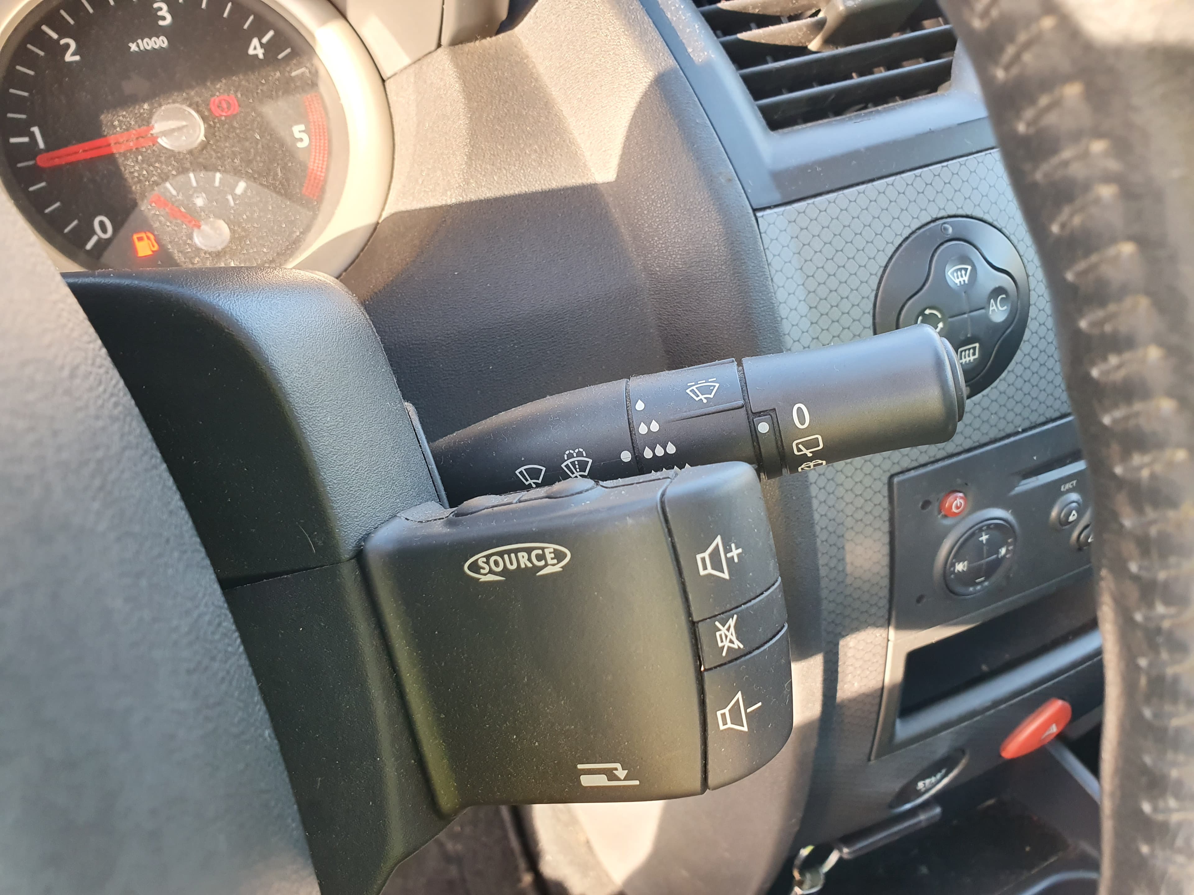Renault Mégane DCI · Ano 2006 — image 42