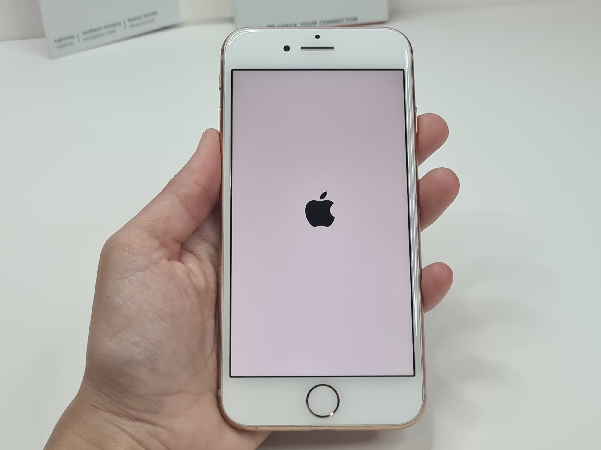 Telemóvel iPhone 8 — imagen 6