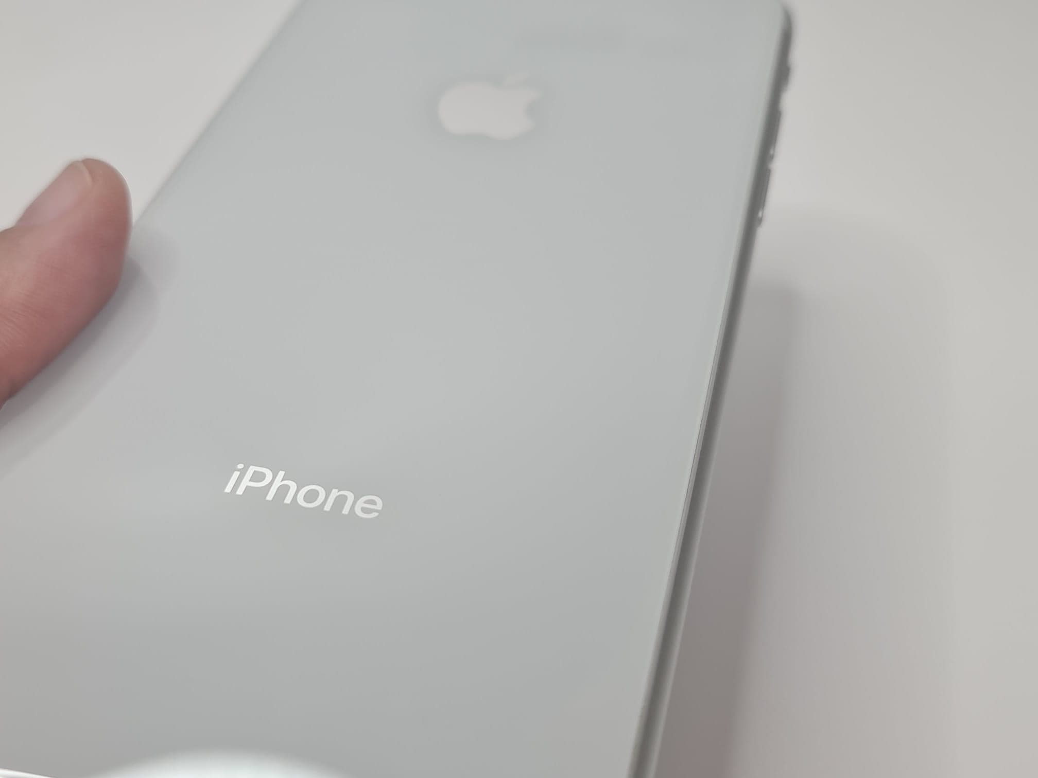 Telemóvel iPhone 8 — image 8