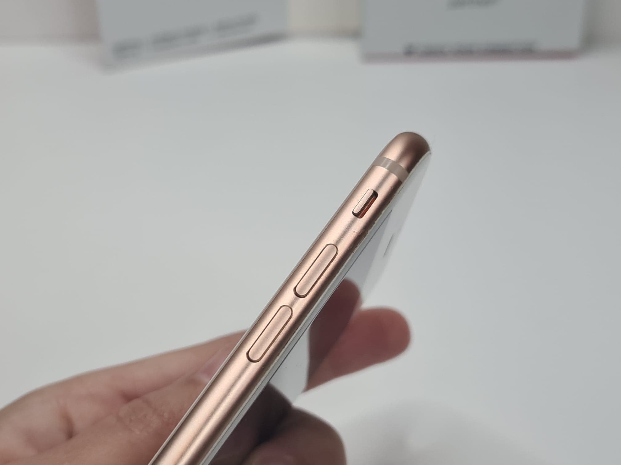 Teléfono móvil iPhone 8 — imagen 9