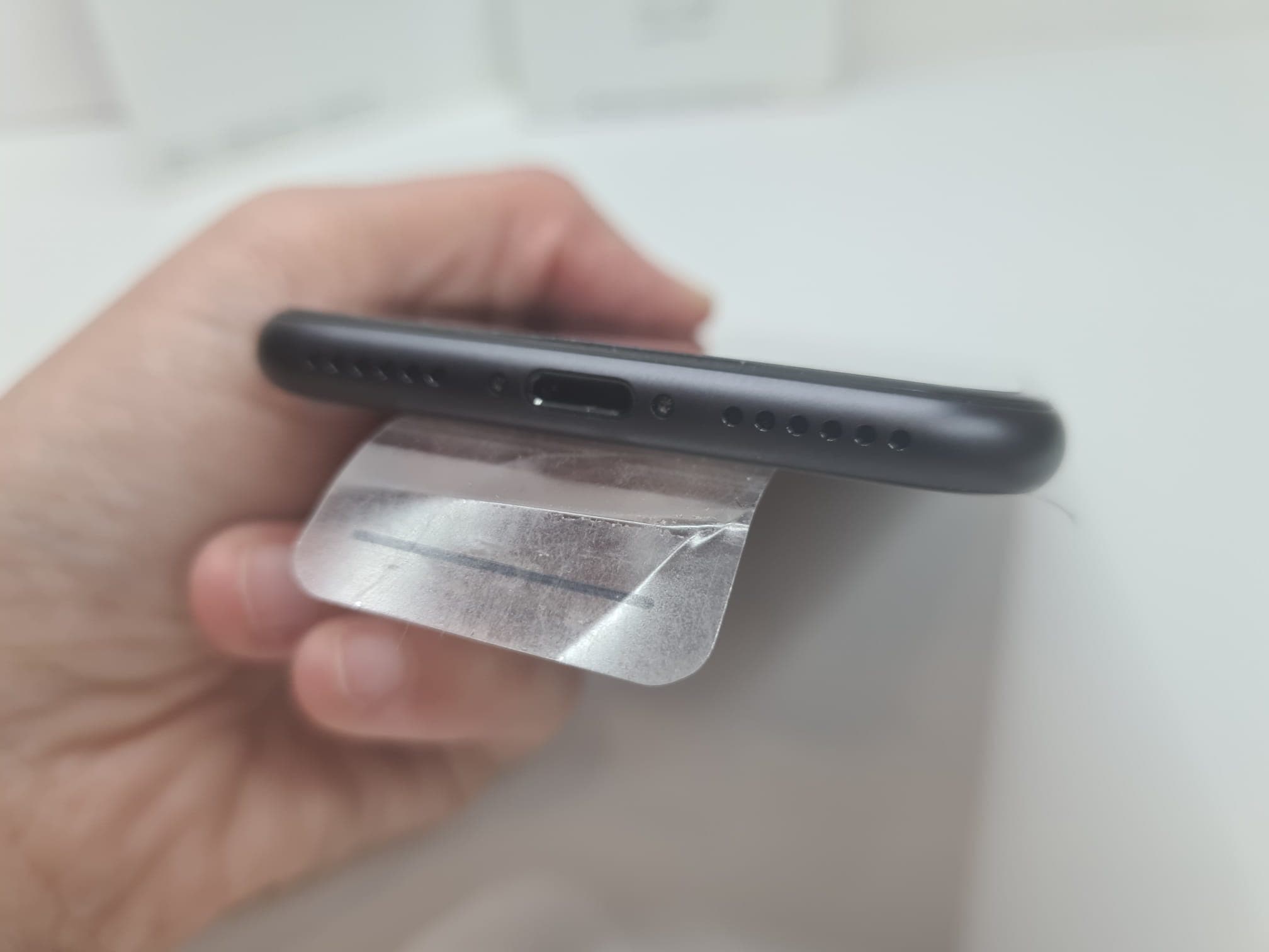 Teléfono móvil iPhone 8 — imagen 3