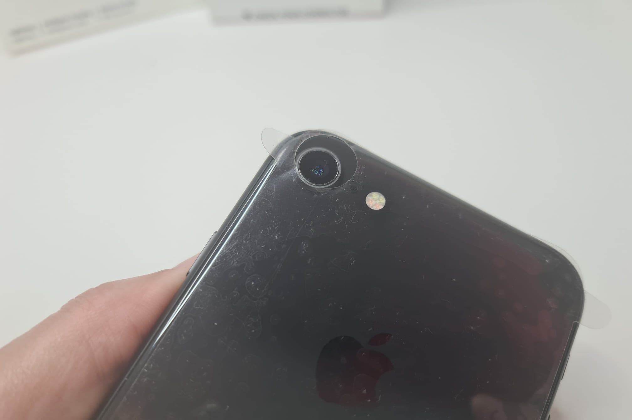 Teléfono móvil iPhone 8 — imagen 7