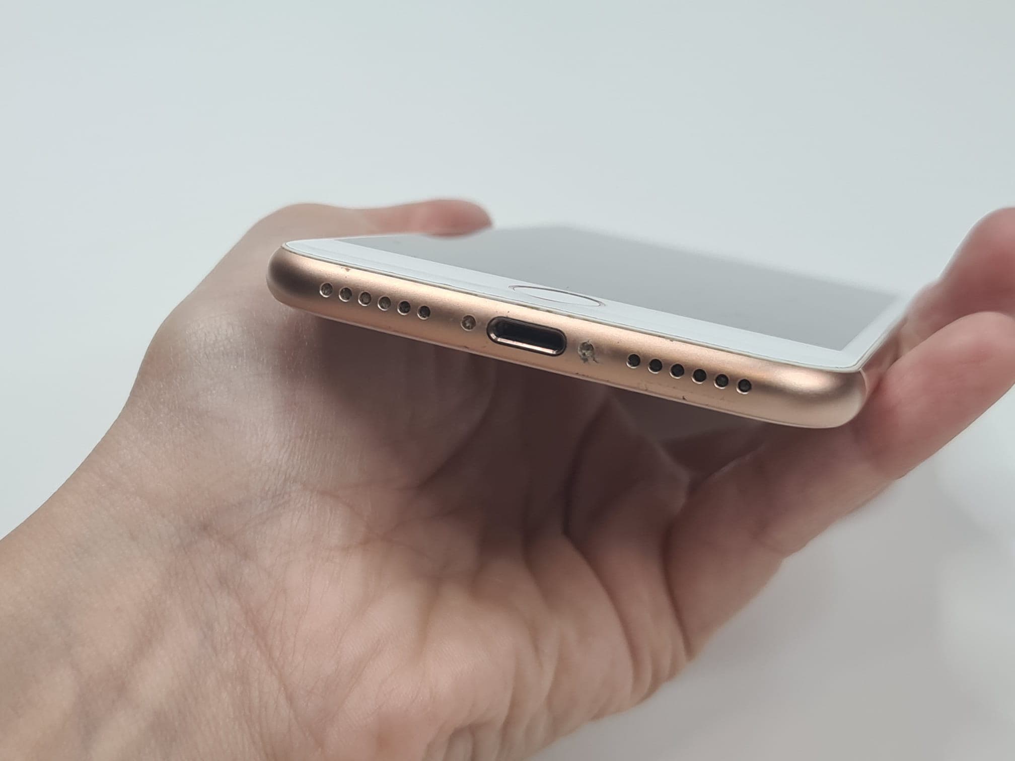 Telemóvel iPhone 8 — image 12
