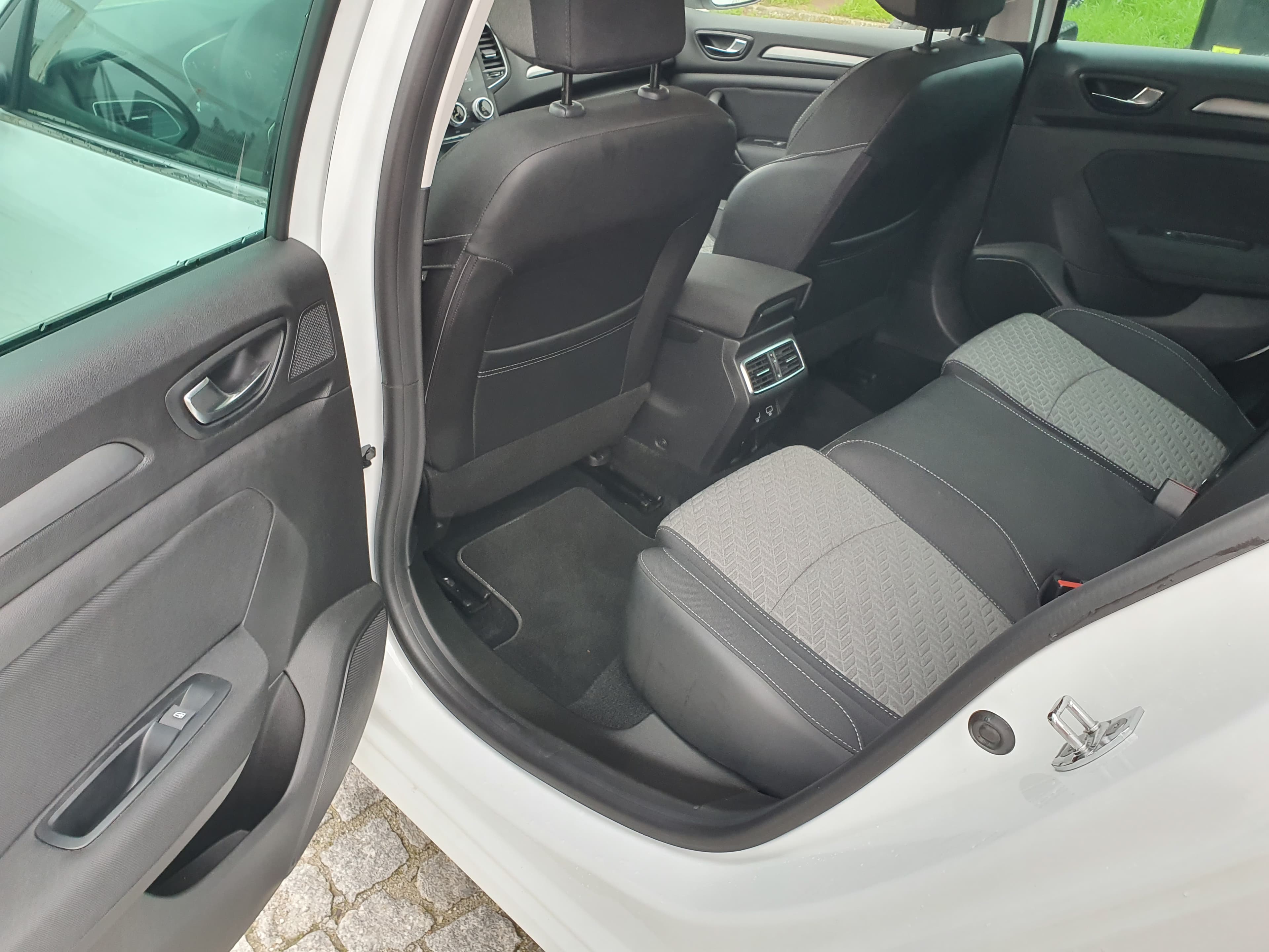 Renault Mégane · Ano 2022 — imagen 21
